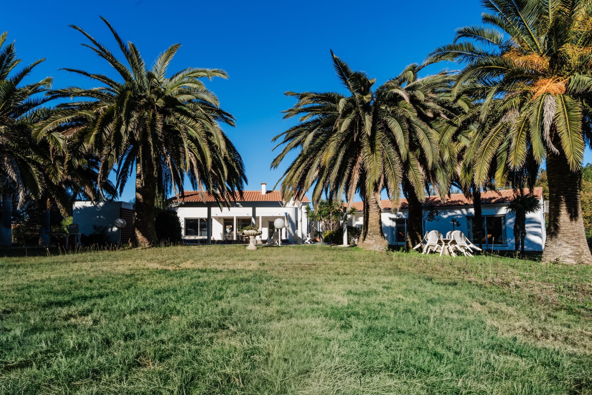luxury house 5 Rooms for sale on PERPIGNAN (66000)