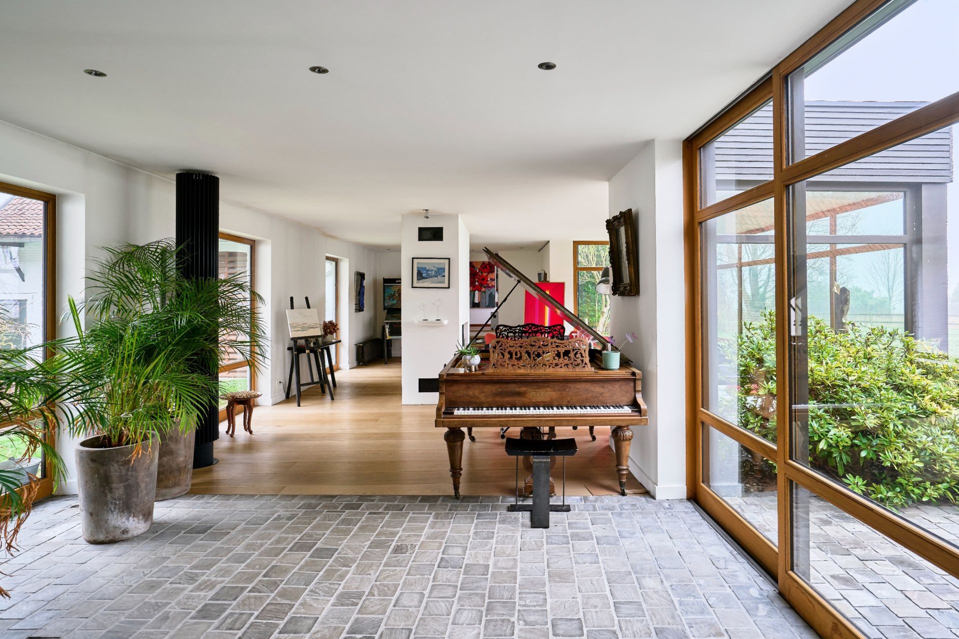 luxury house 9 Rooms for sale on HEM (59510)
