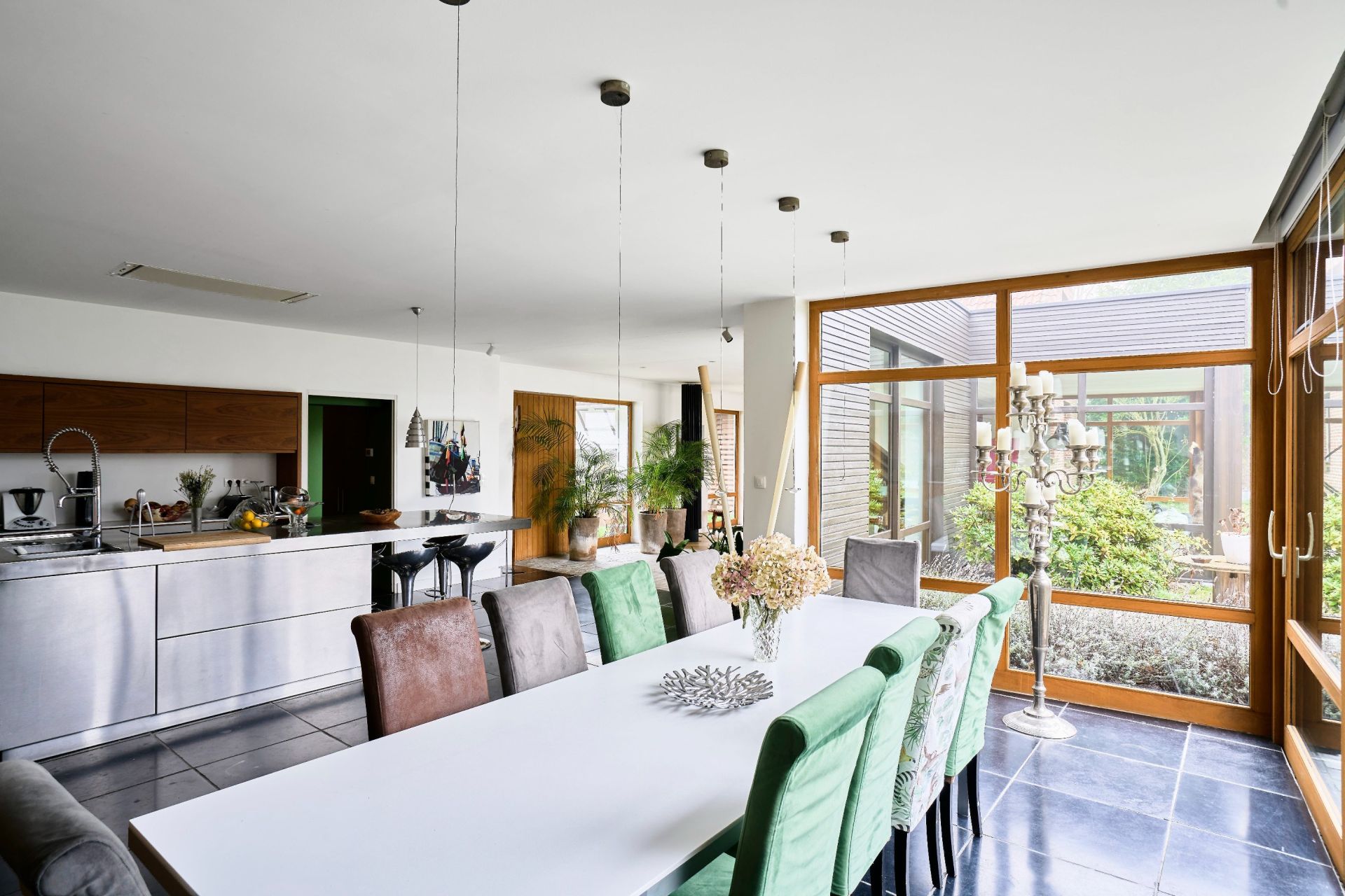 luxury house 9 Rooms for sale on HEM (59510)