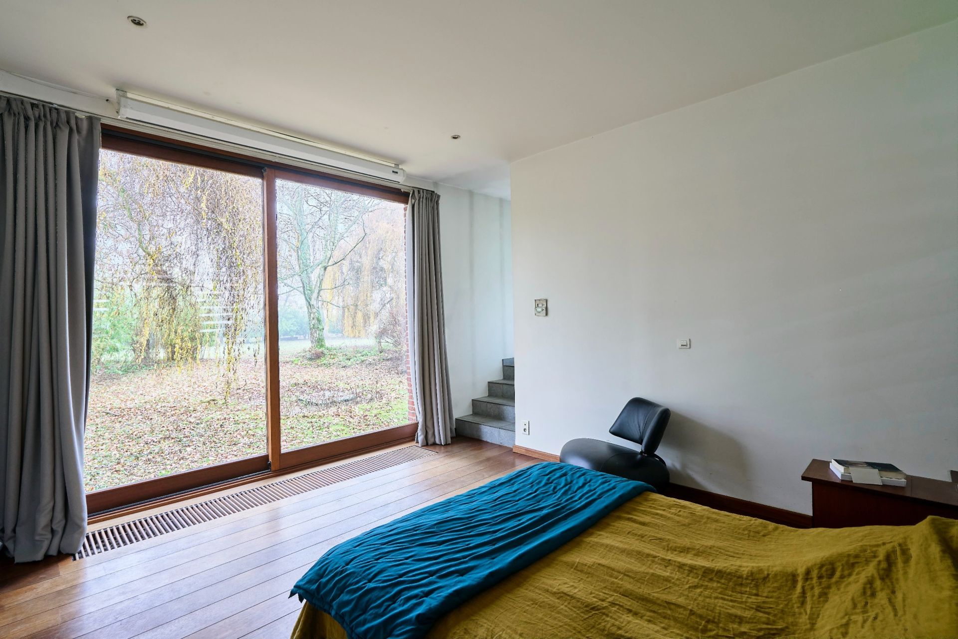 luxury house 9 Rooms for sale on HEM (59510)