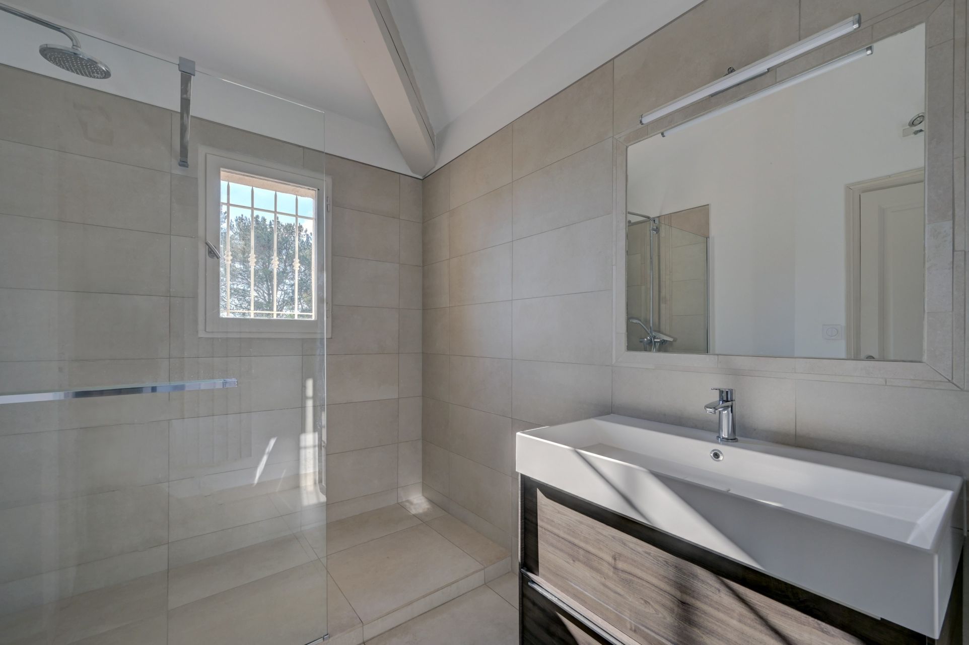 maison de luxe 5 Pièces en vente sur EGUILLES (13510)