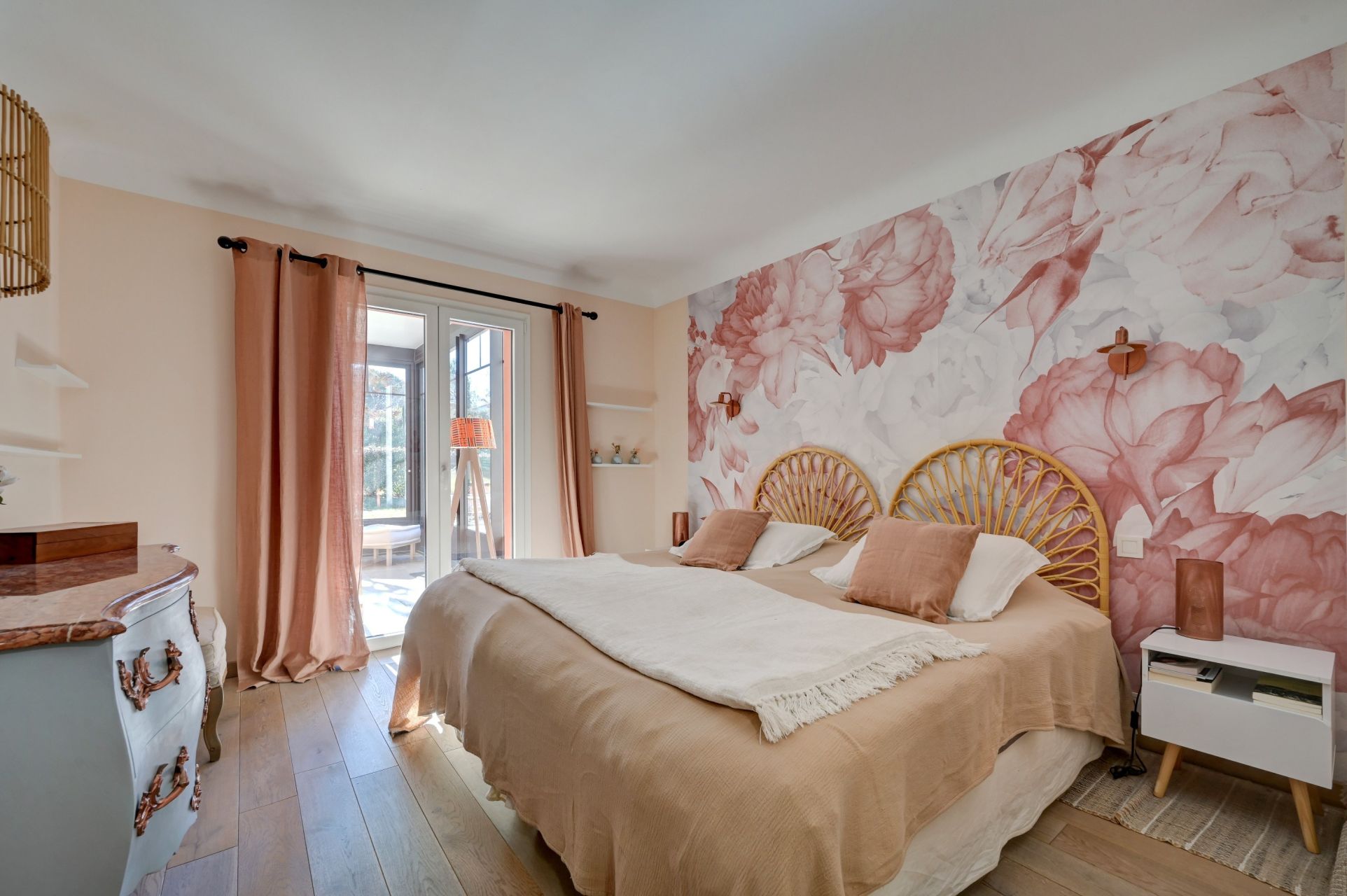 luxury house 10 Rooms for sale on AIX EN PROVENCE (13100)