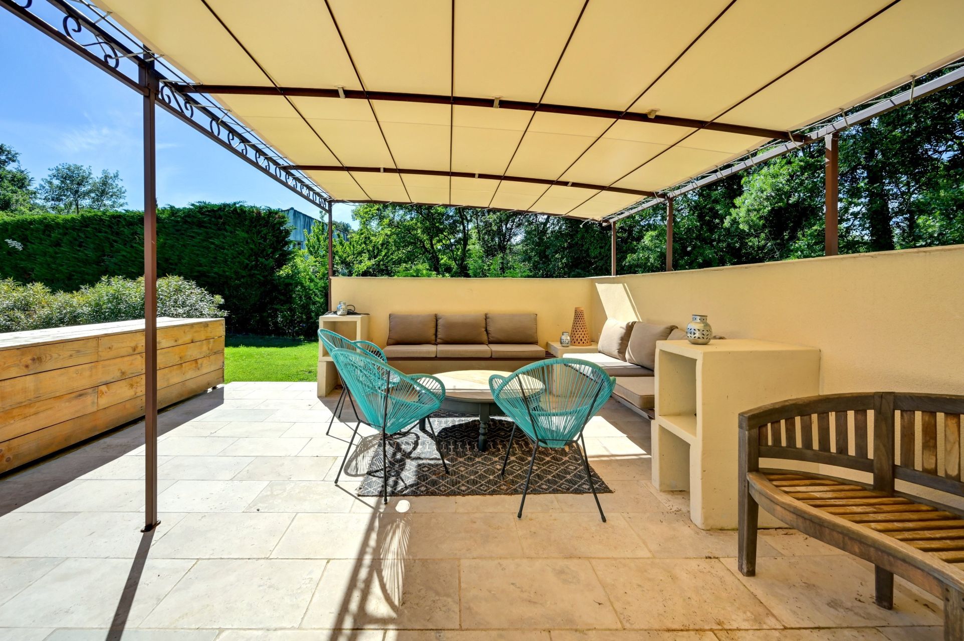 luxury house 10 Rooms for sale on AIX EN PROVENCE (13100)