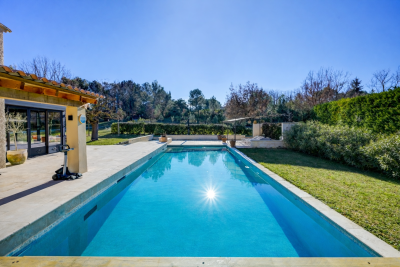 Sale Luxury house Aix-en-Provence 10&nbsp;Rooms 200&nbsp;m²