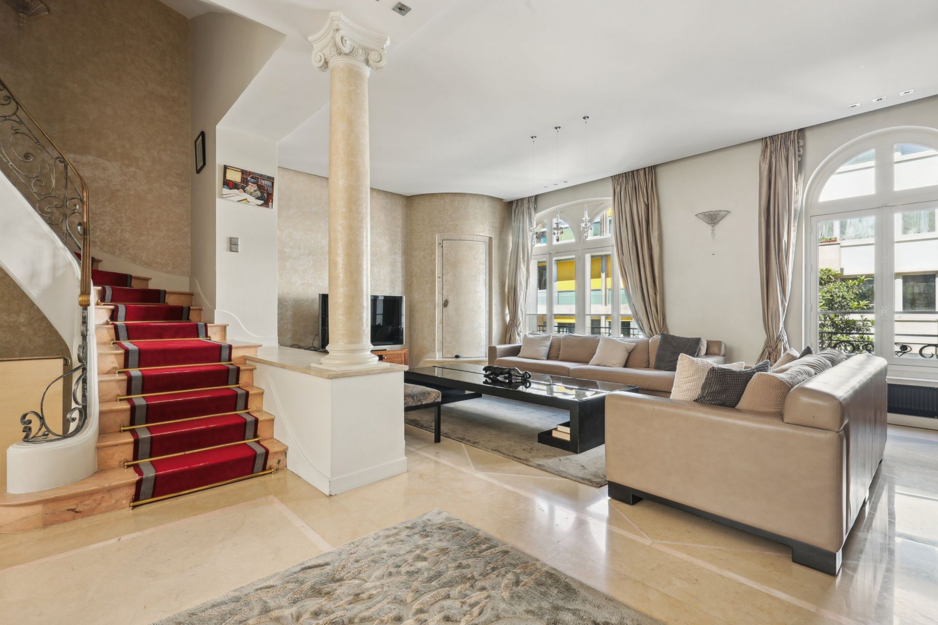 luxury house 12 Rooms for sale on NEUILLY SUR SEINE (92200)