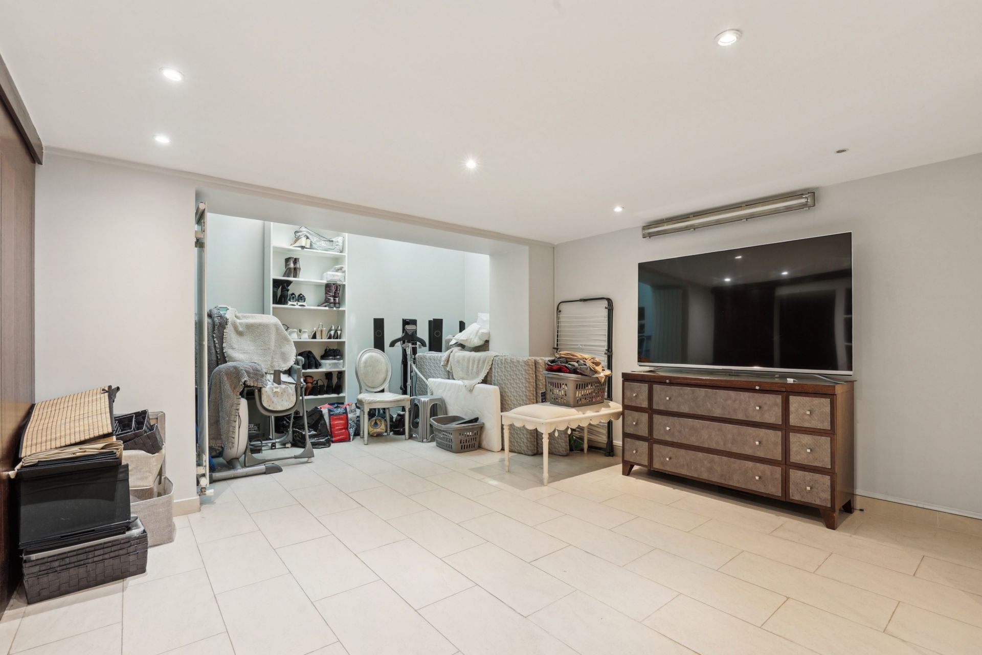 luxury house 12 Rooms for sale on NEUILLY SUR SEINE (92200)