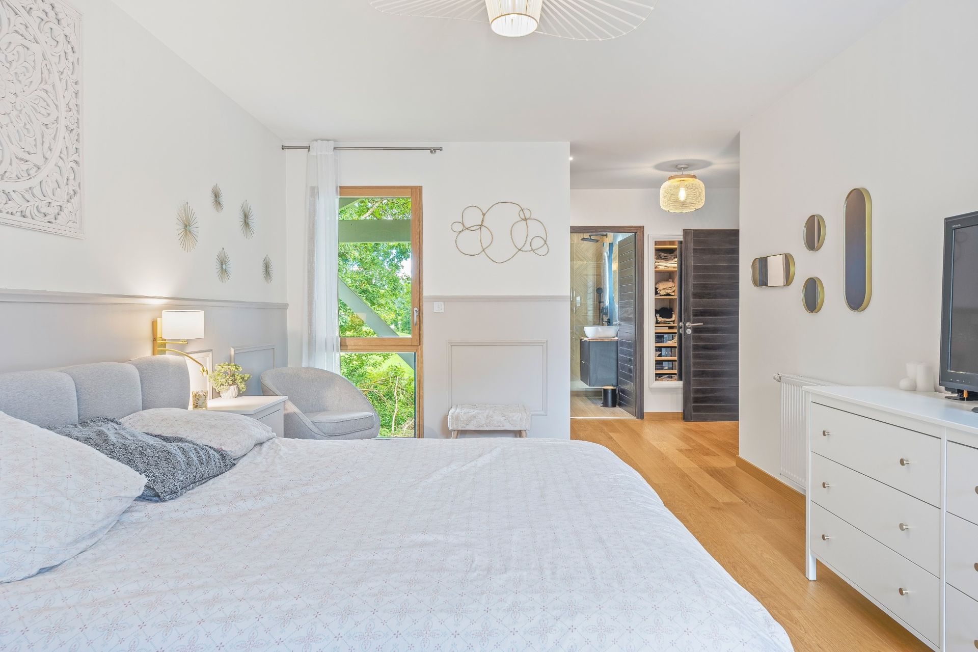 maison de luxe 6 Pièces en vente sur DIVONNE LES BAINS (01220)