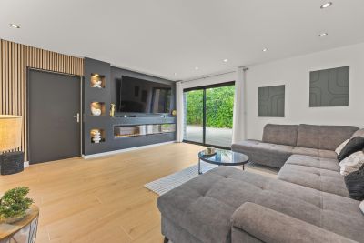 Vente Maison de luxe Divonne-les-Bains 6&nbsp;Pièces 227&nbsp;m²