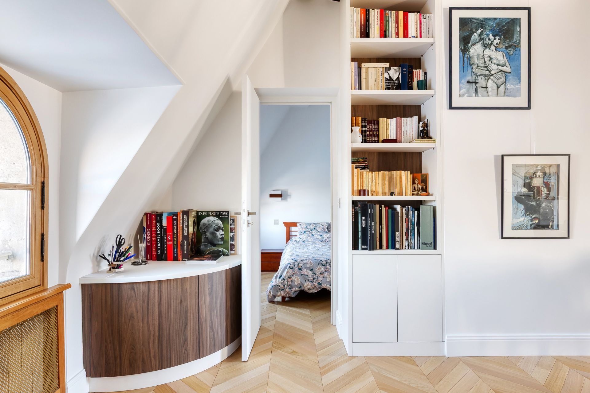 luxury apartment 4 Rooms for sale on PARIS (75004)