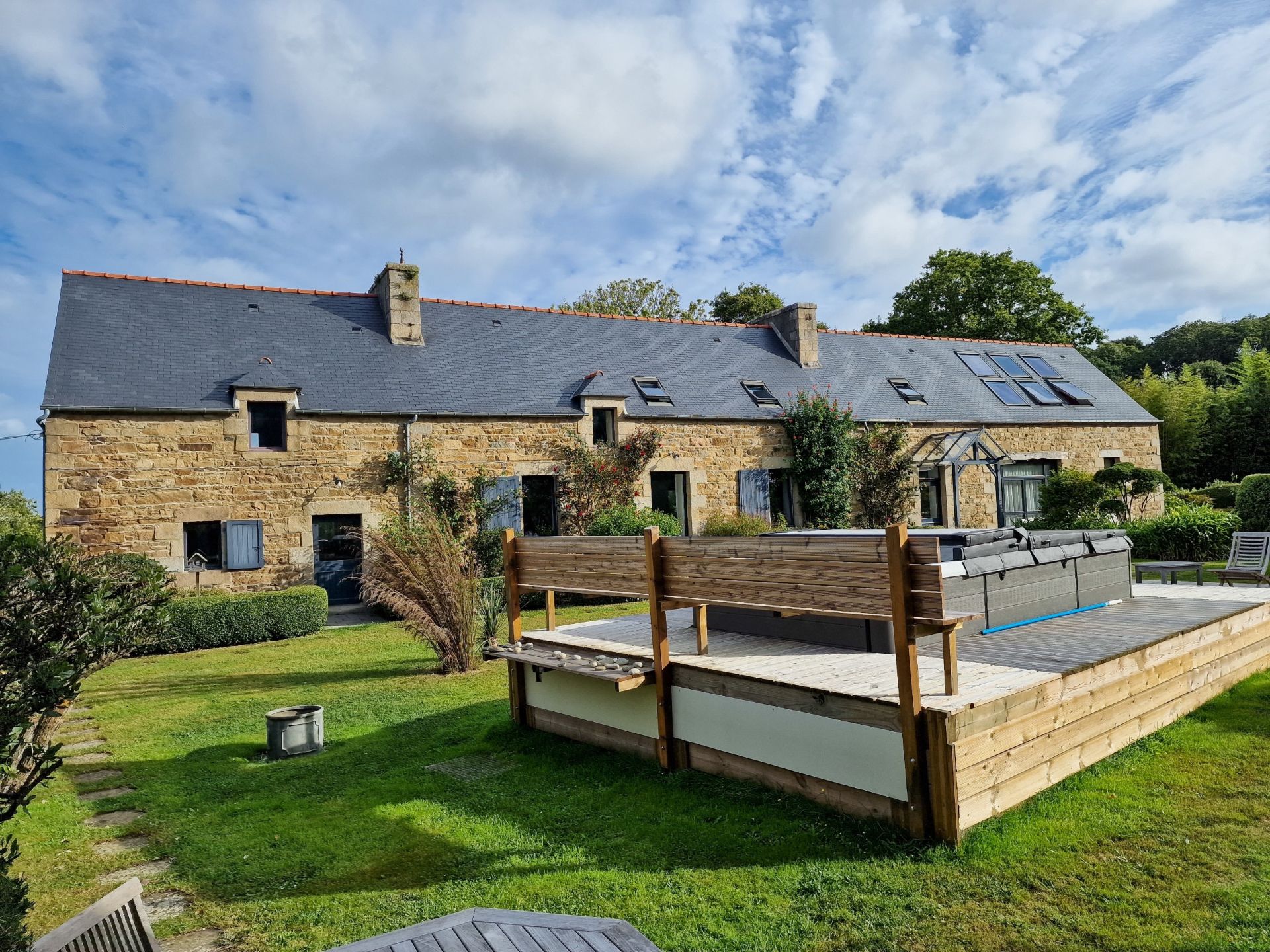 maison de luxe 14 Pièces en vente sur PENVENAN (22710)