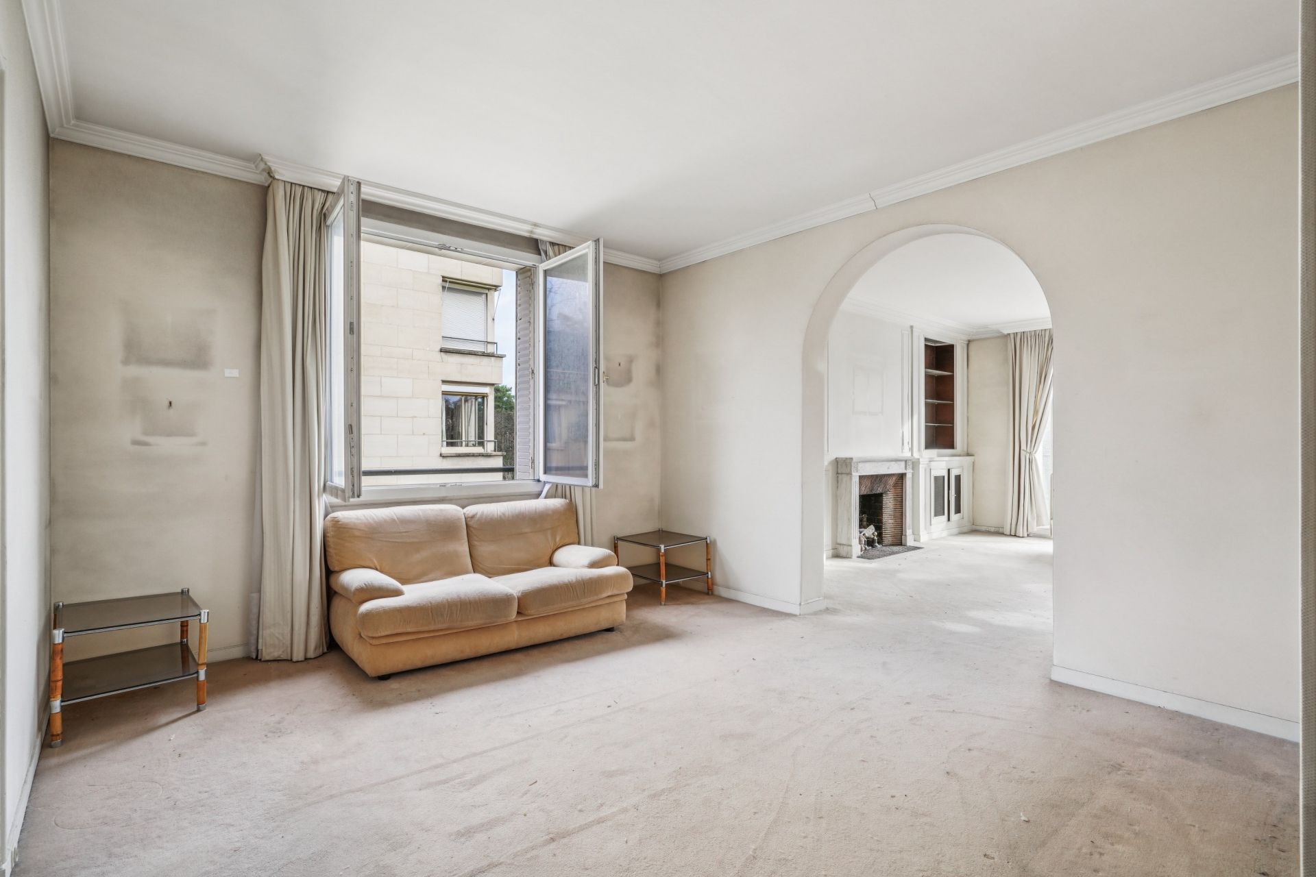 luxury apartment 5 Rooms for sale on NEUILLY SUR SEINE (92200)