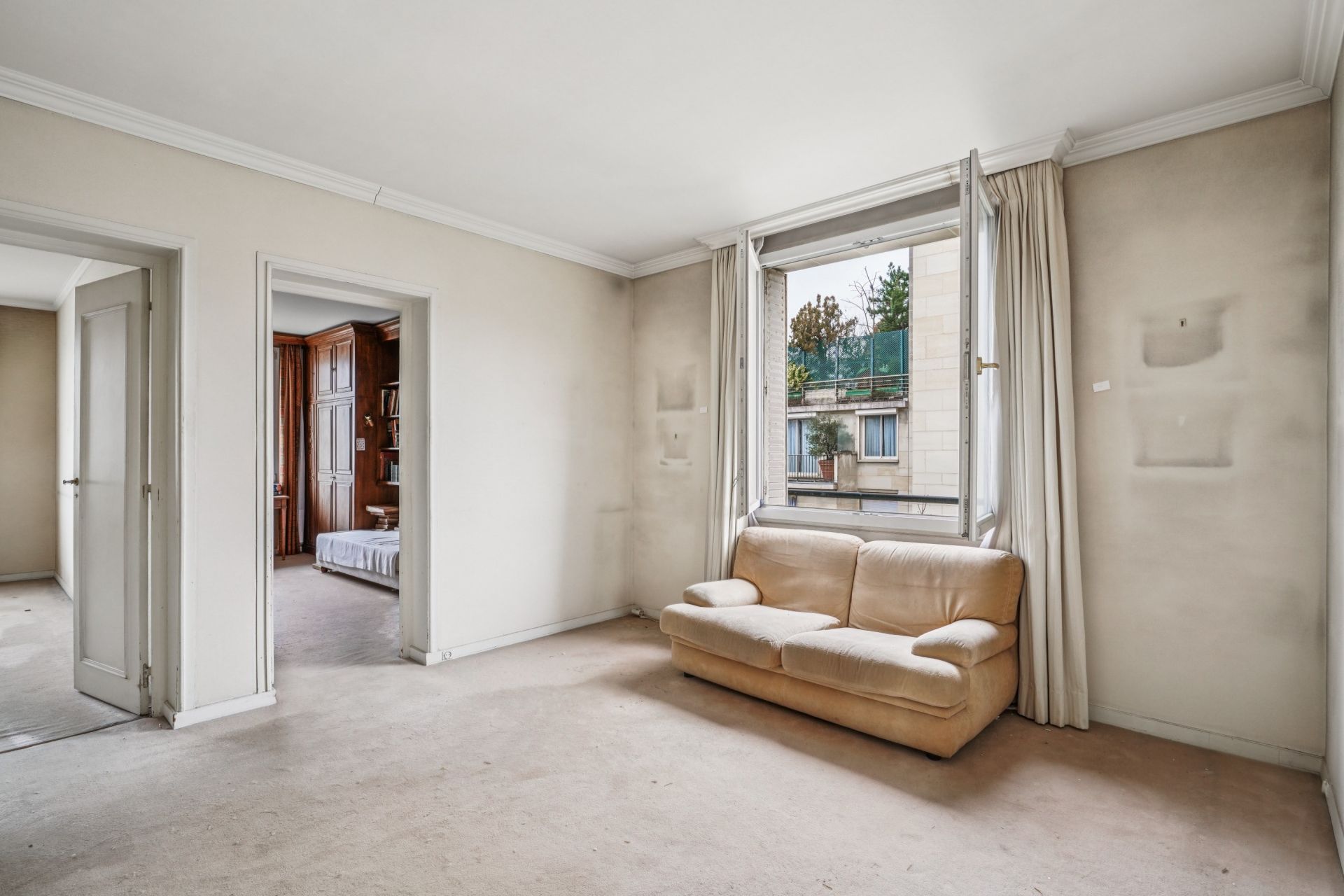 luxury apartment 5 Rooms for sale on NEUILLY SUR SEINE (92200)