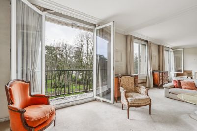 Sale Luxury apartment Neuilly-sur-Seine 5&nbsp;Rooms 121&nbsp;m²