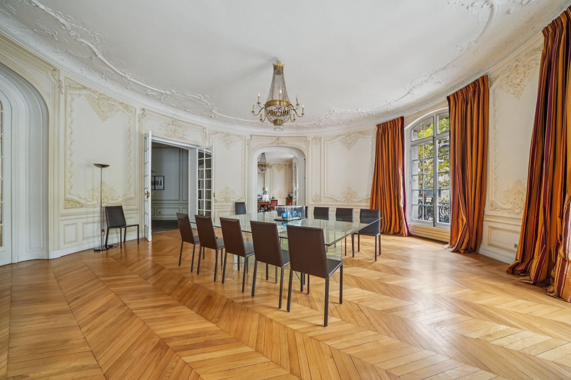 luxury apartment 18 Rooms for sale on PARIS (75016)