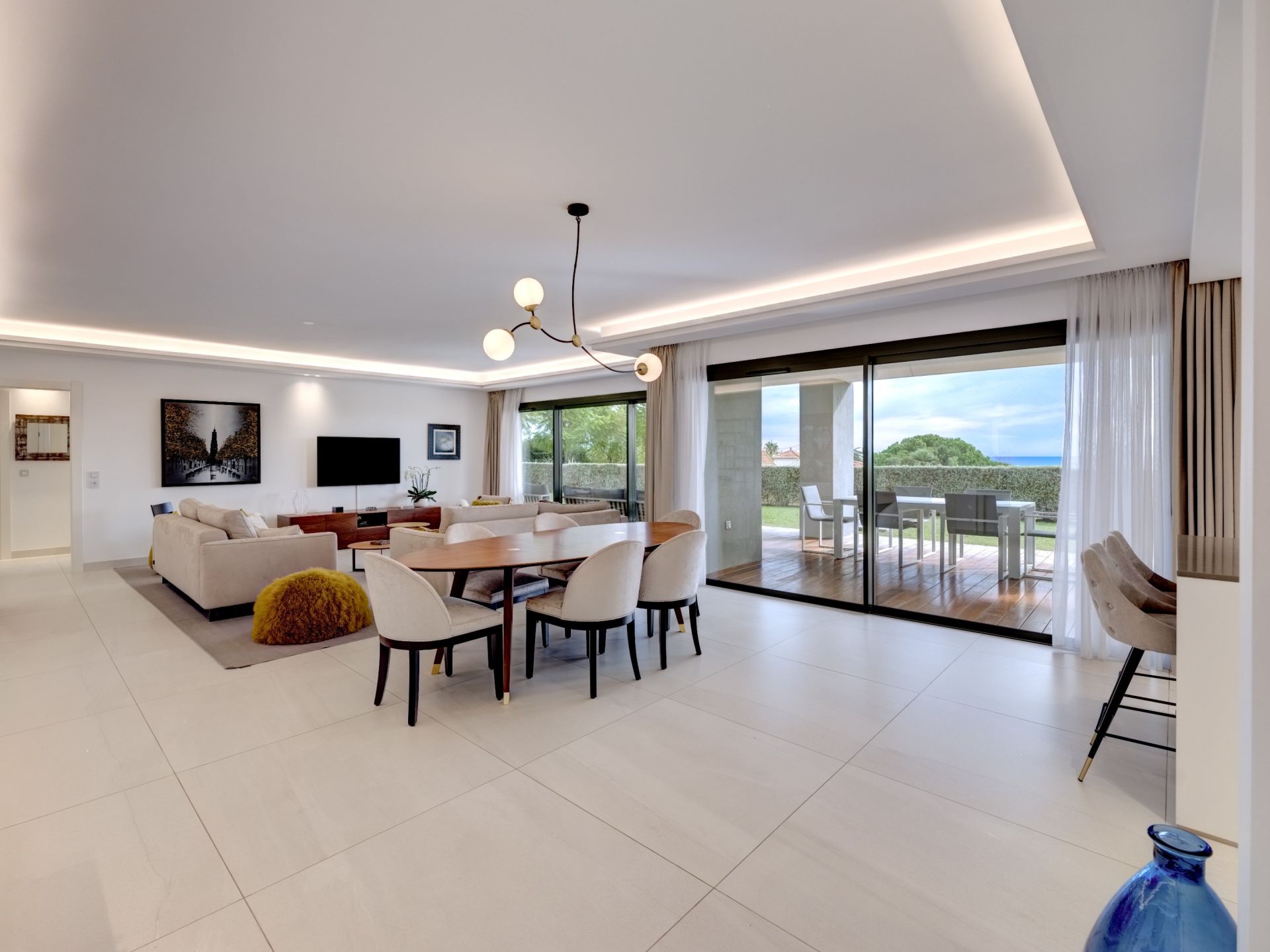 appartement de luxe 4 Pièces en vente sur VALLAURIS (06220)