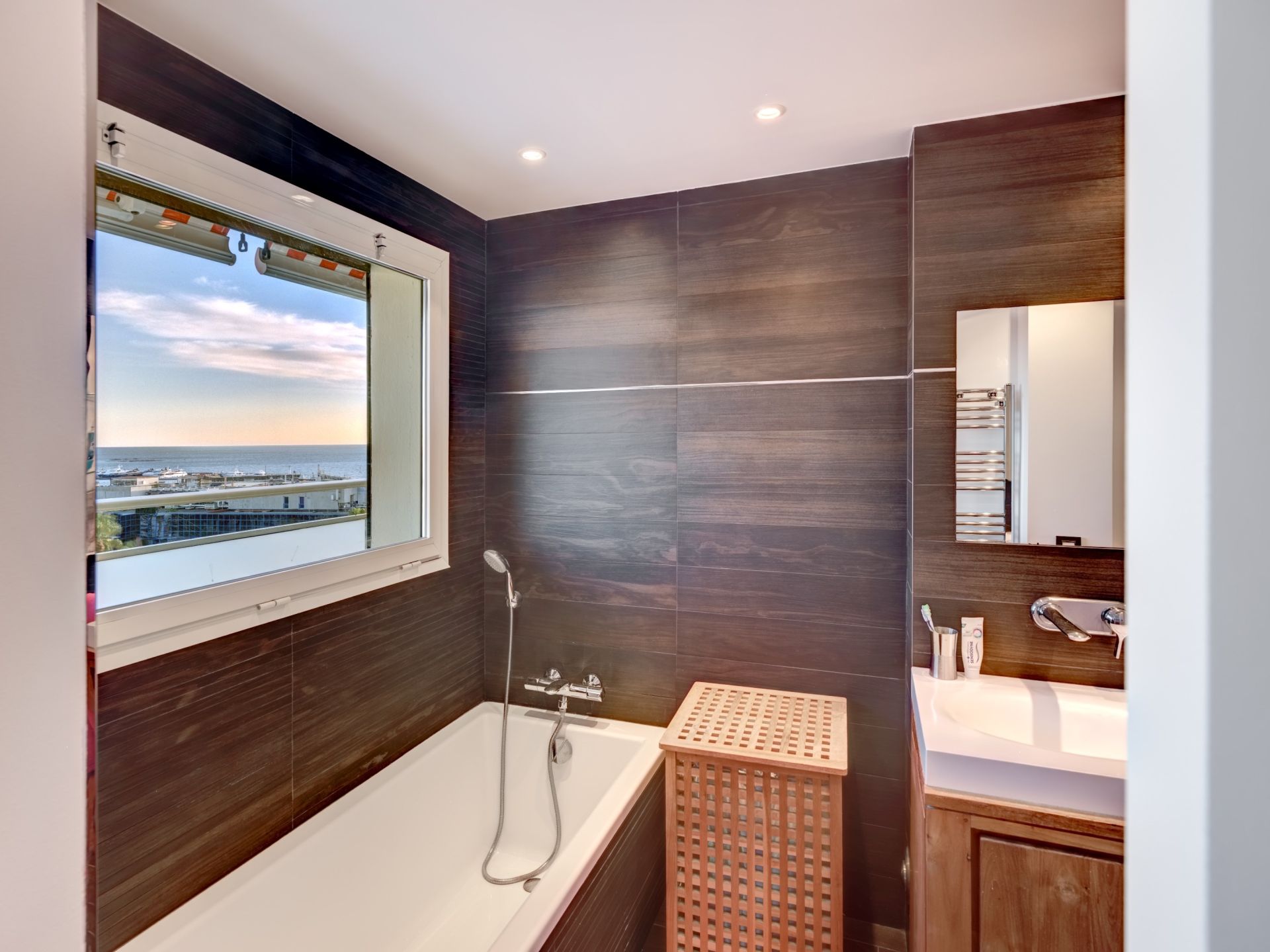 penthouse 4 Rooms for sale on JUAN LES PINS (06160)