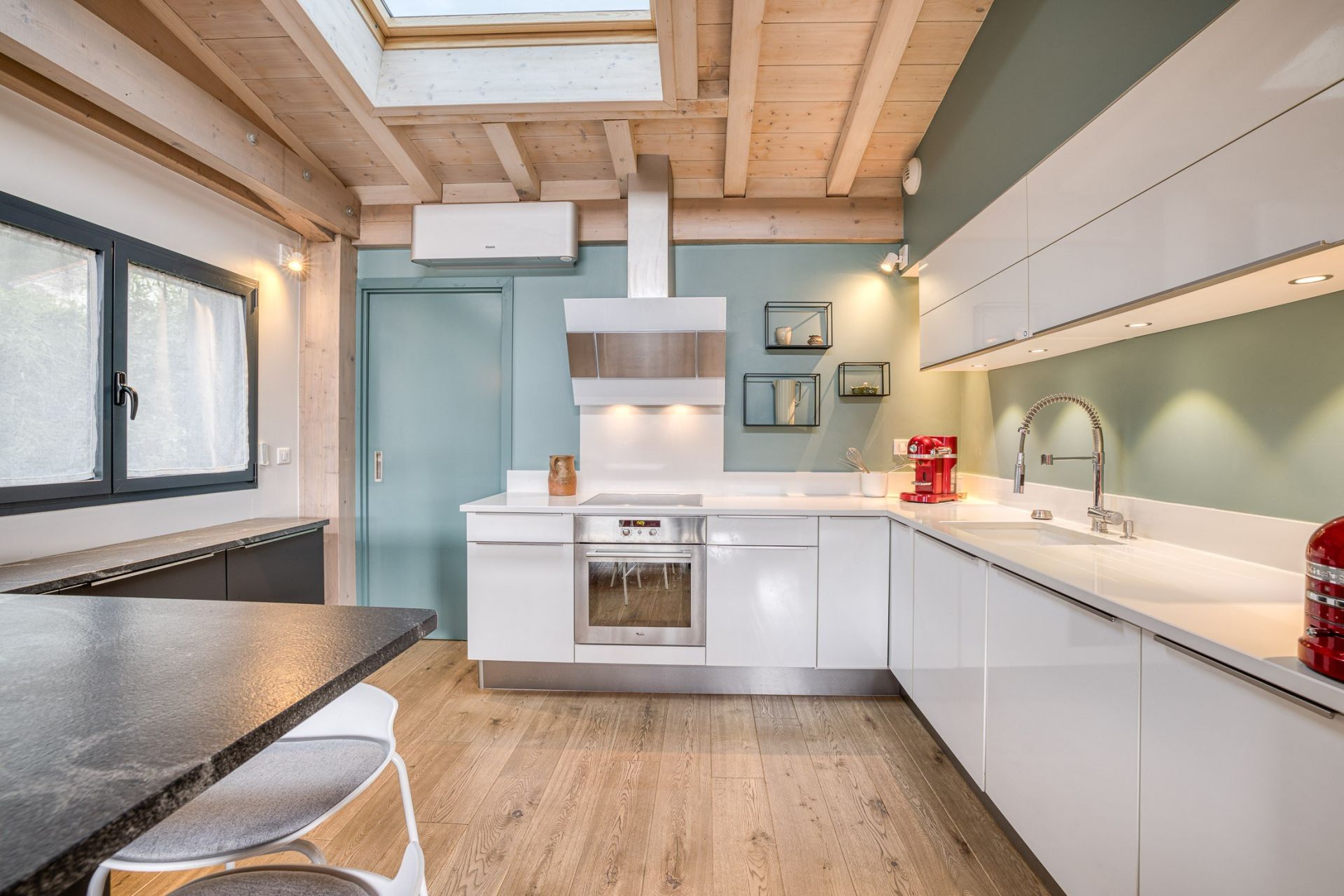 luxury house 5 Rooms for sale on VEYRIER DU LAC (74290)