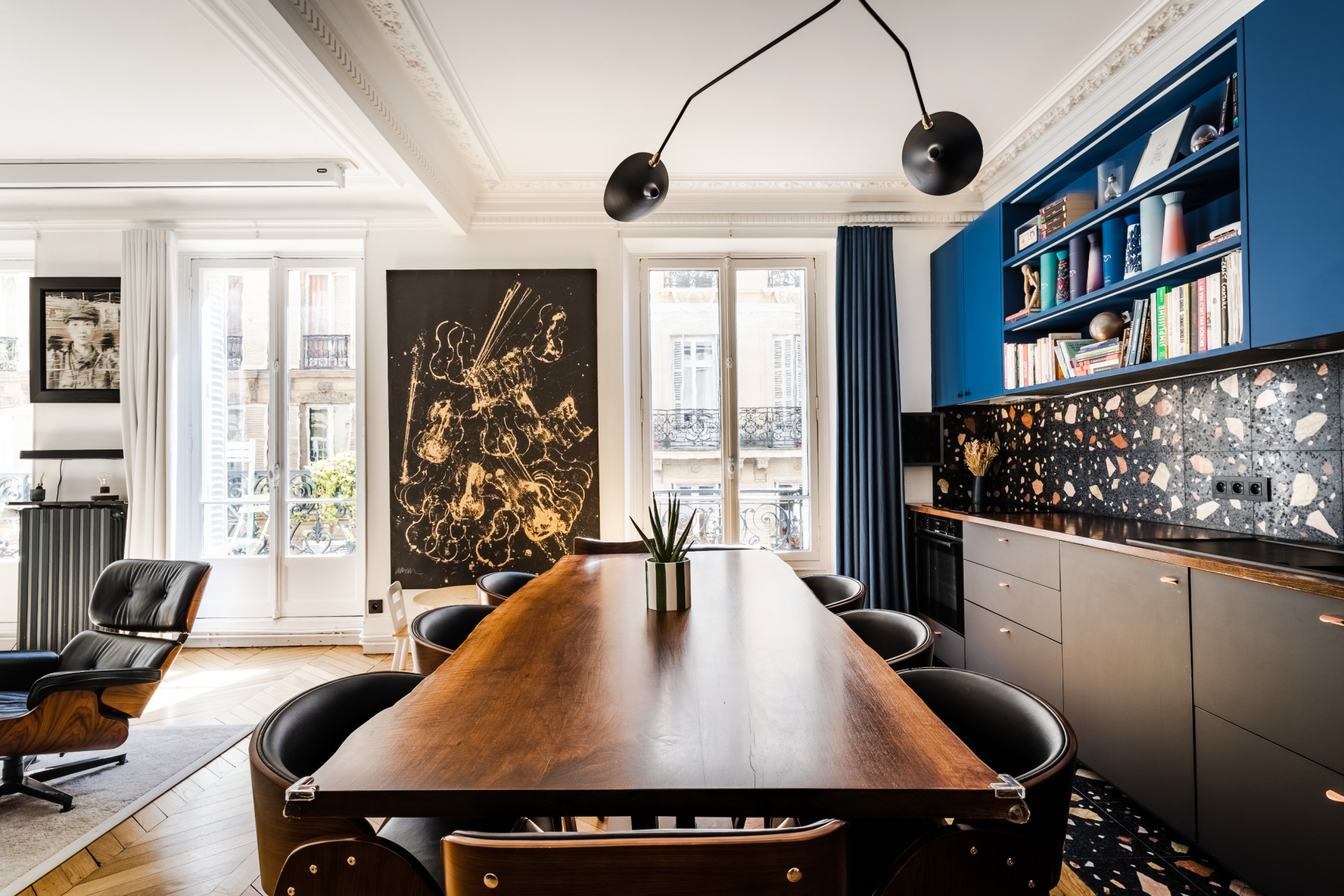 luxury apartment 5 Rooms for sale on PARIS (75008)