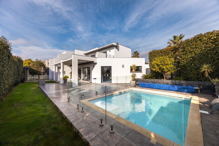 maison de luxe 6 Pièces en vente sur VILLENEUVE DE LA RAHO (66180)