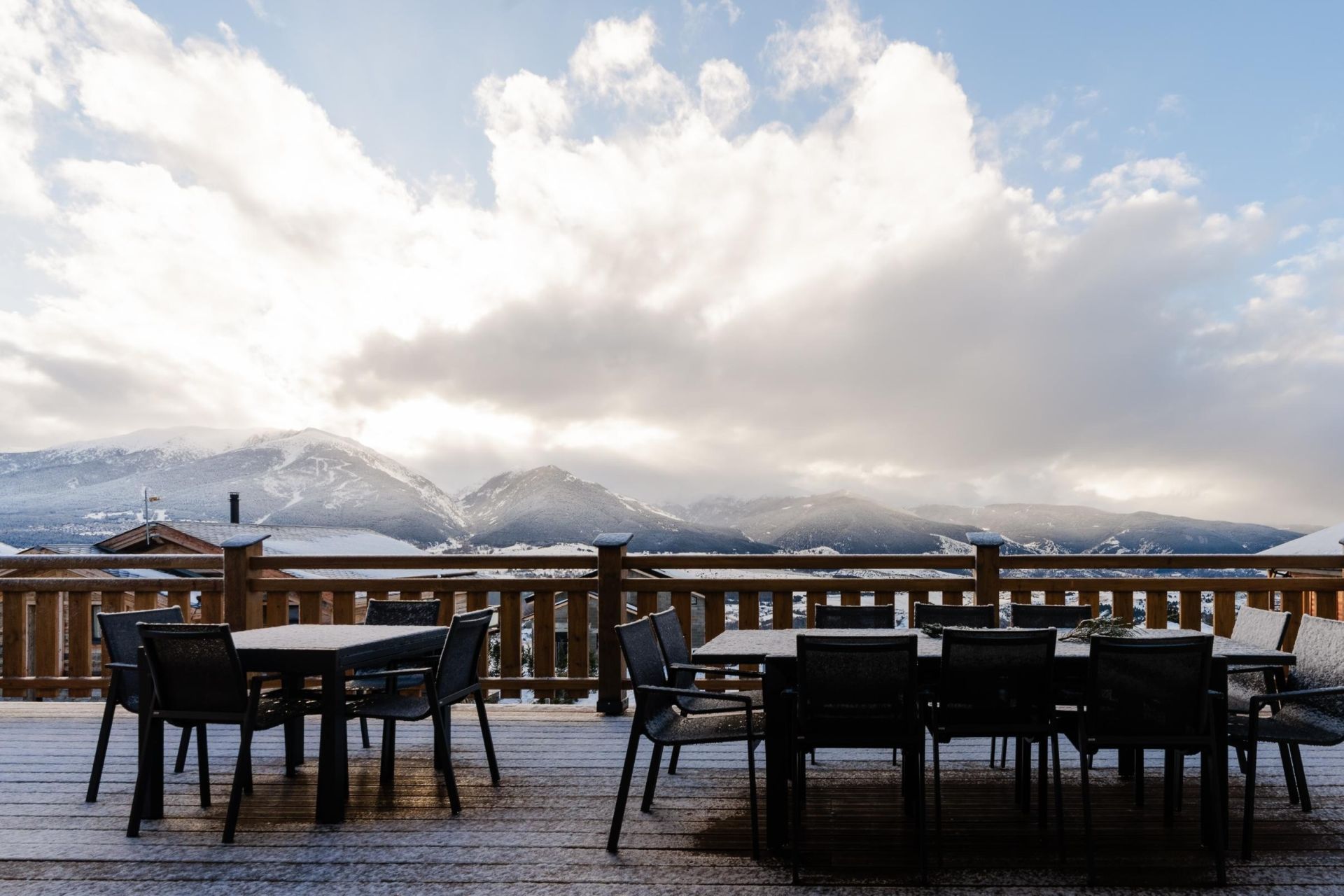 chalet de luxe 8 Pièces en vente sur FONT ROMEU ODEILLO VIA (66120)