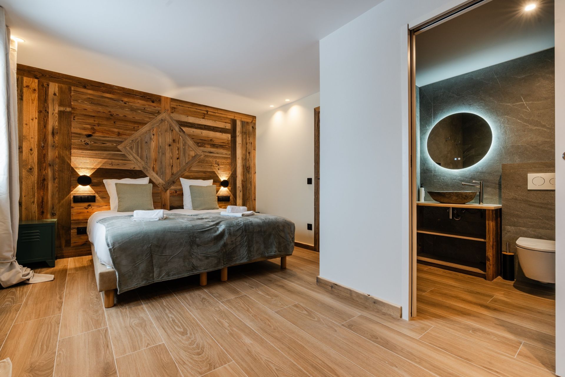 chalet de luxe 8 Pièces en vente sur FONT ROMEU ODEILLO VIA (66120)