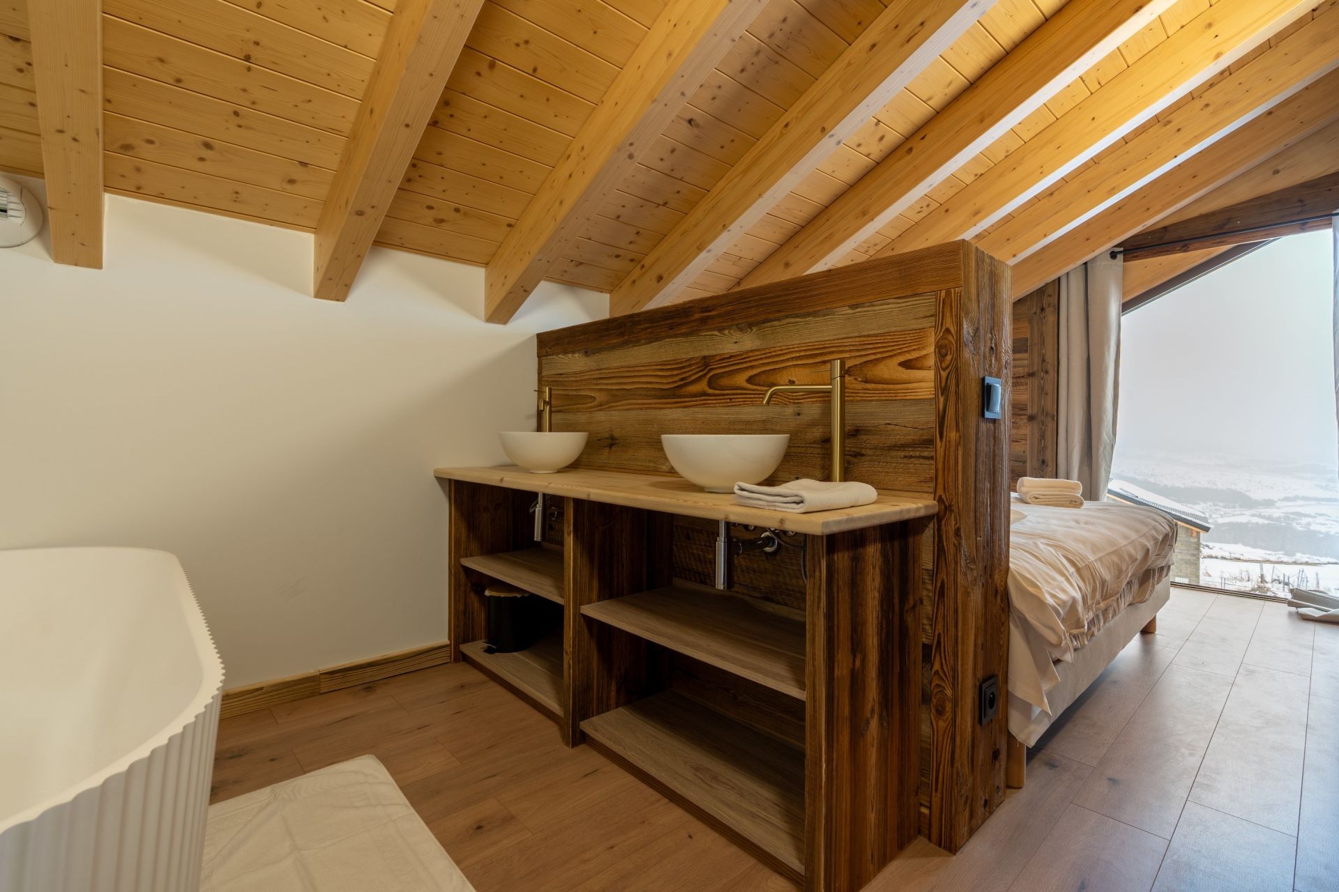 chalet de luxe 8 Pièces en vente sur FONT ROMEU ODEILLO VIA (66120)