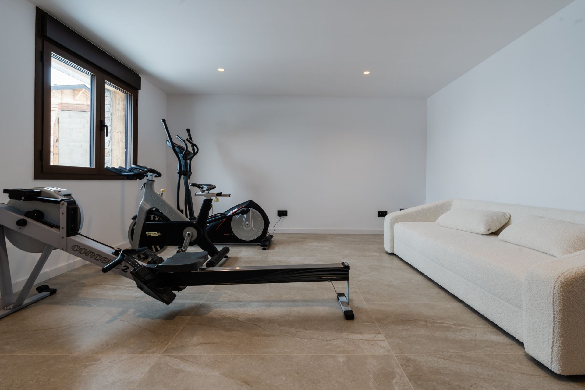 luxury chalet 8 Rooms for sale on FONT ROMEU ODEILLO VIA (66120)