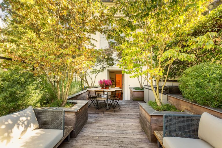 luxury apartment 8 Rooms for sale on PARIS (75006)