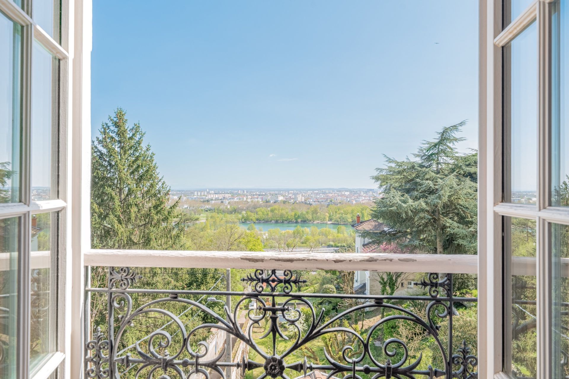 maison de maître 10 Pièces en vente sur CALUIRE ET CUIRE (69300)