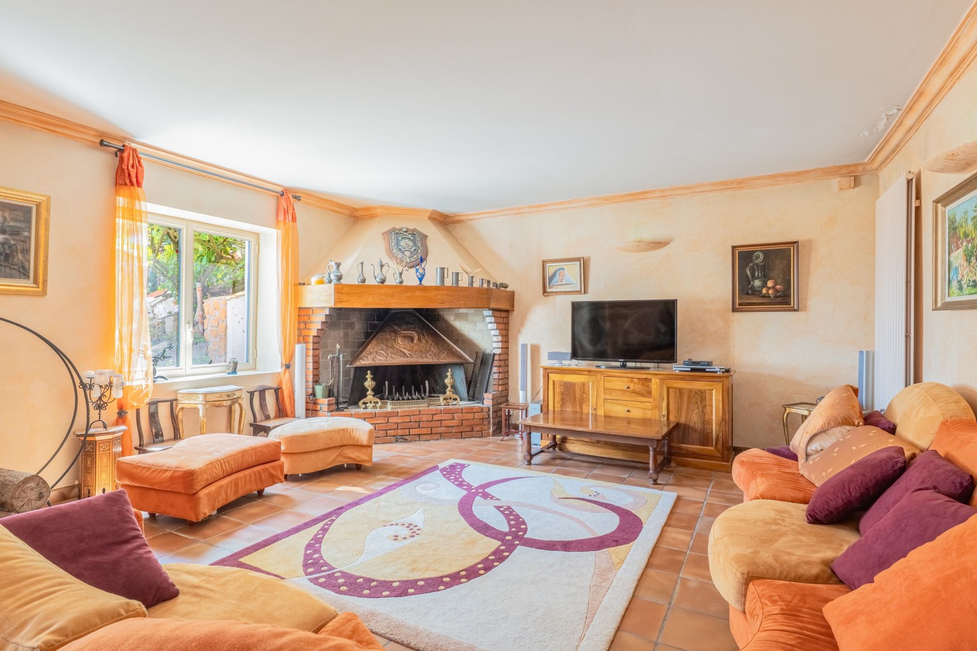mansion 10 Rooms for sale on CALUIRE ET CUIRE (69300)