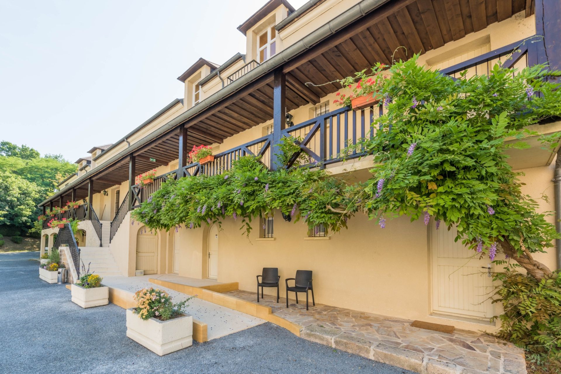 maison de luxe 48 Pièces en vente sur MONTIGNAC LASCAUX (24290)