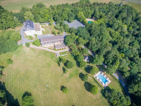Vente Maison de luxe Montignac-Lascaux 48&nbsp;Pièces 2300&nbsp;m²
