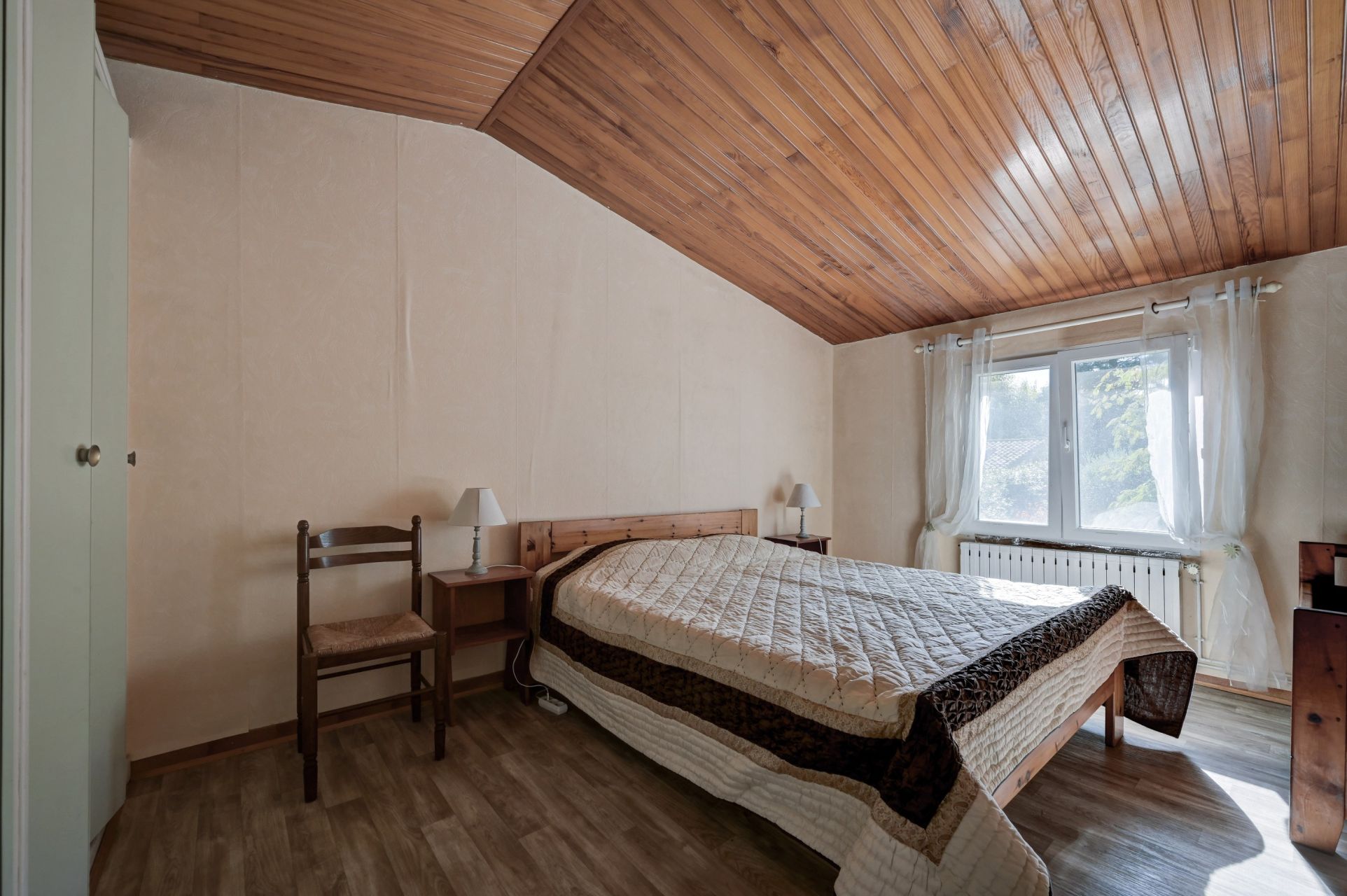 luxury house 5 Rooms for sale on AIX EN PROVENCE (13100)