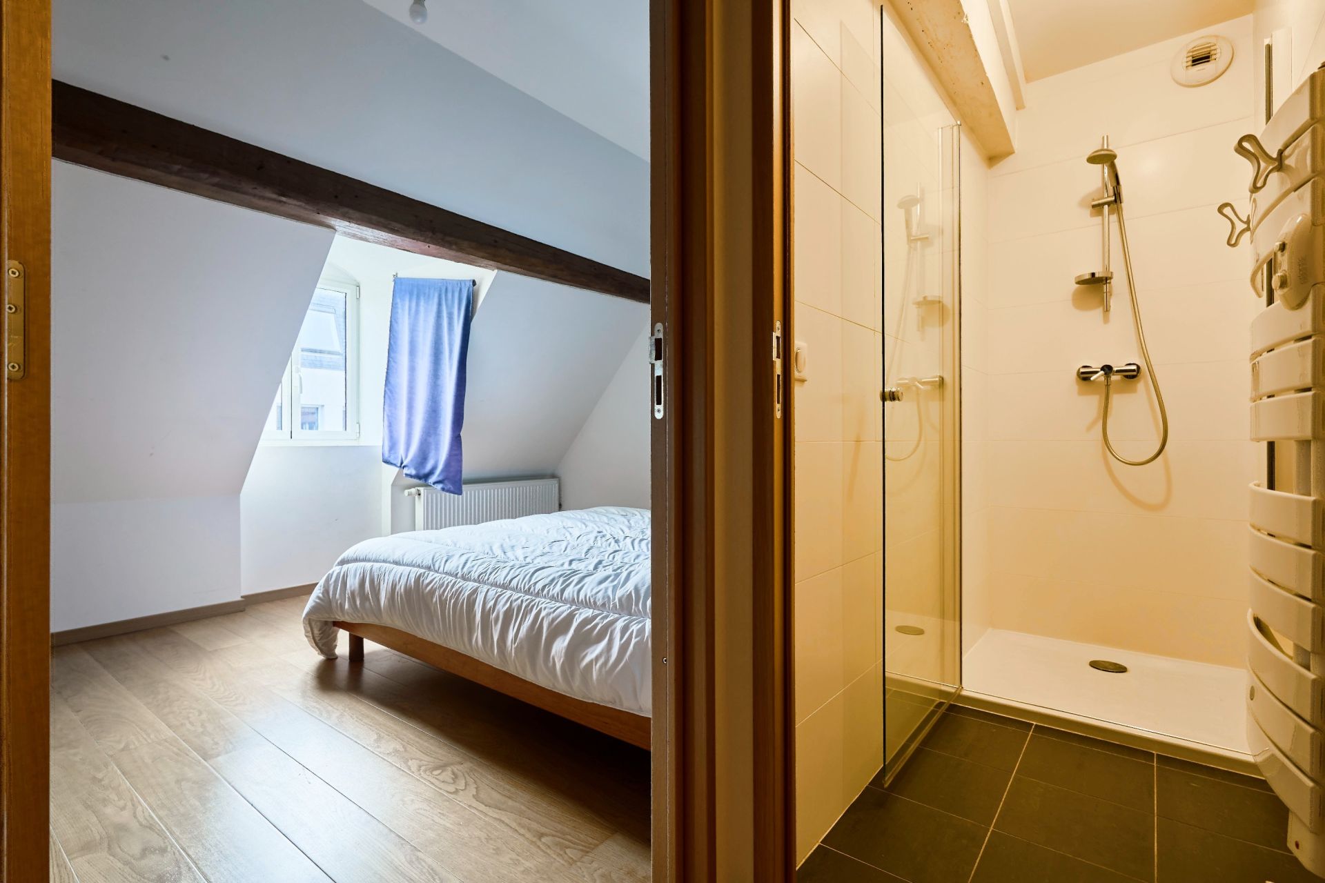 luxury apartment 5 Rooms for sale on LILLE (59800)