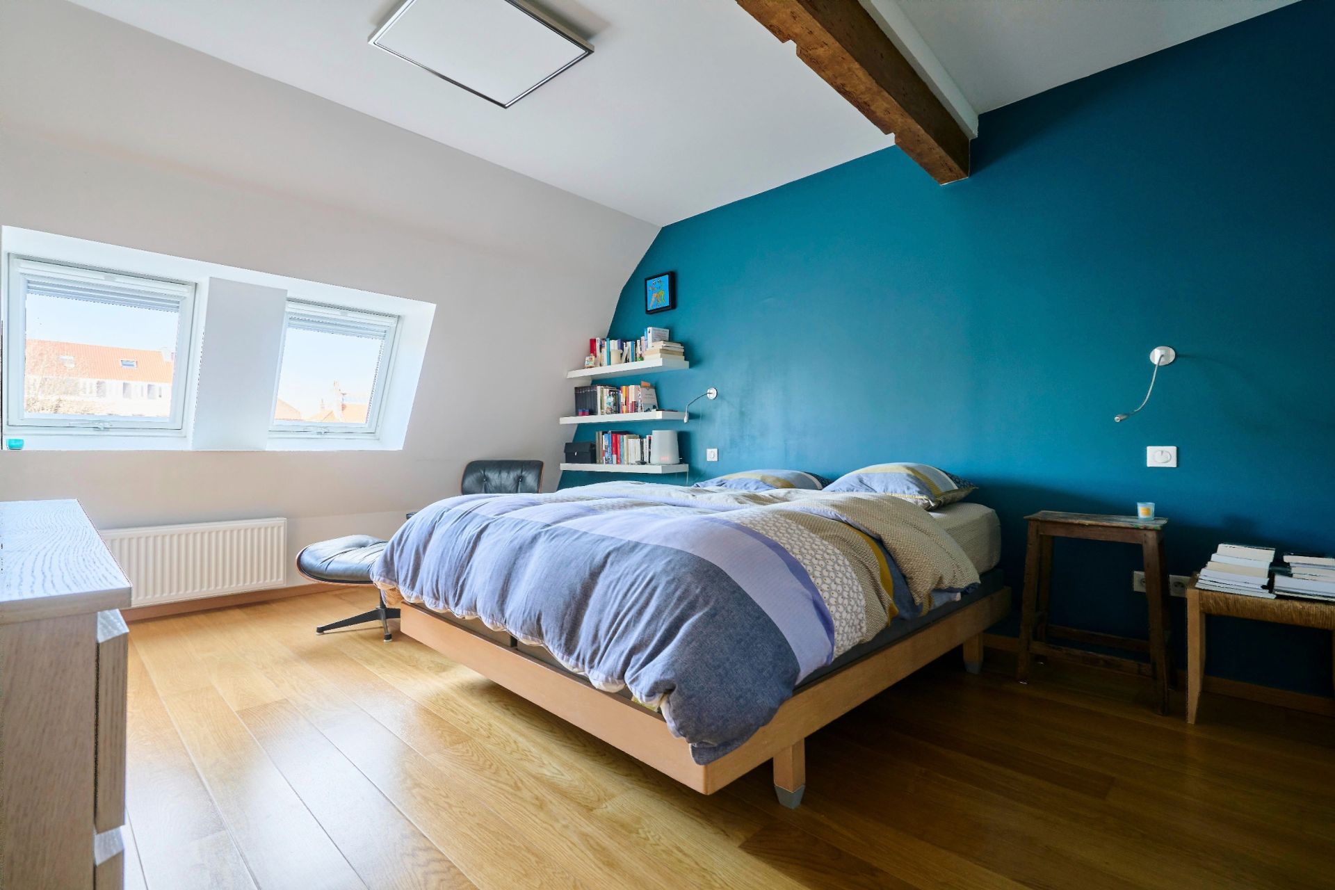 luxury apartment 5 Rooms for sale on LILLE (59800)