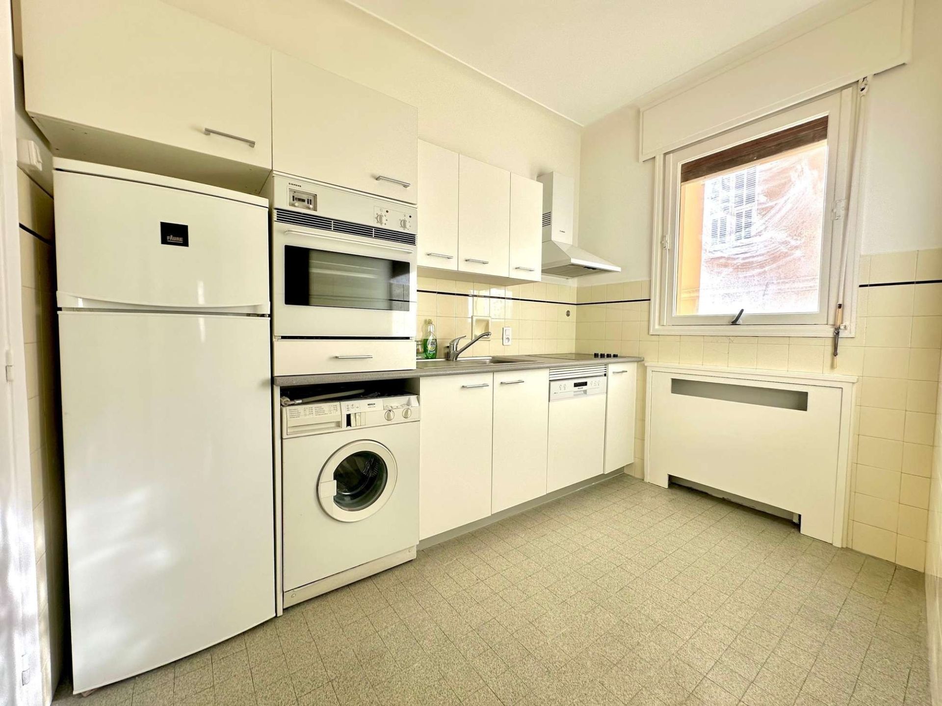 luxury apartment 3 Rooms for sale on MONACO (98000)
