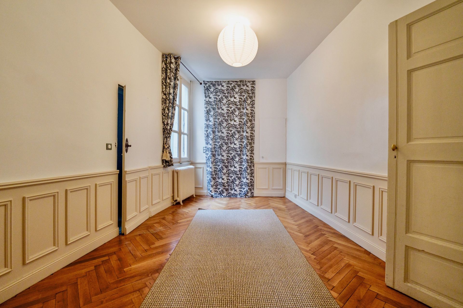 luxury apartment 6 Rooms for sale on MONTPELLIER (34000)