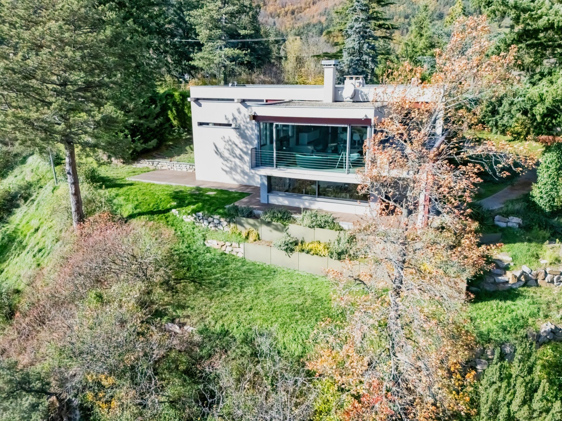 architect's house 8 Rooms for sale on CALOIRE (42240)