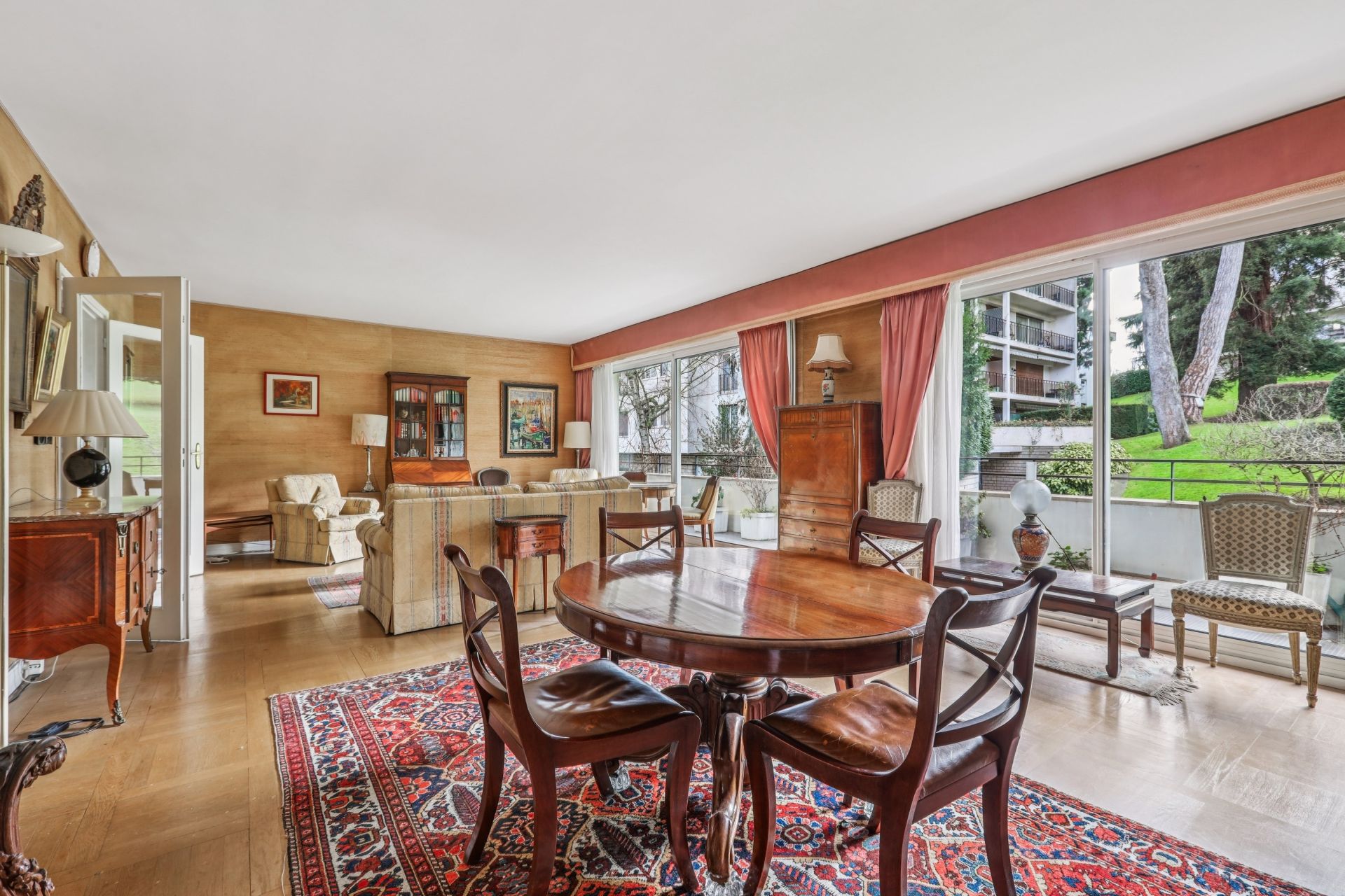 appartement de luxe 5 Pièces en vente sur VILLE D AVRAY (92410)