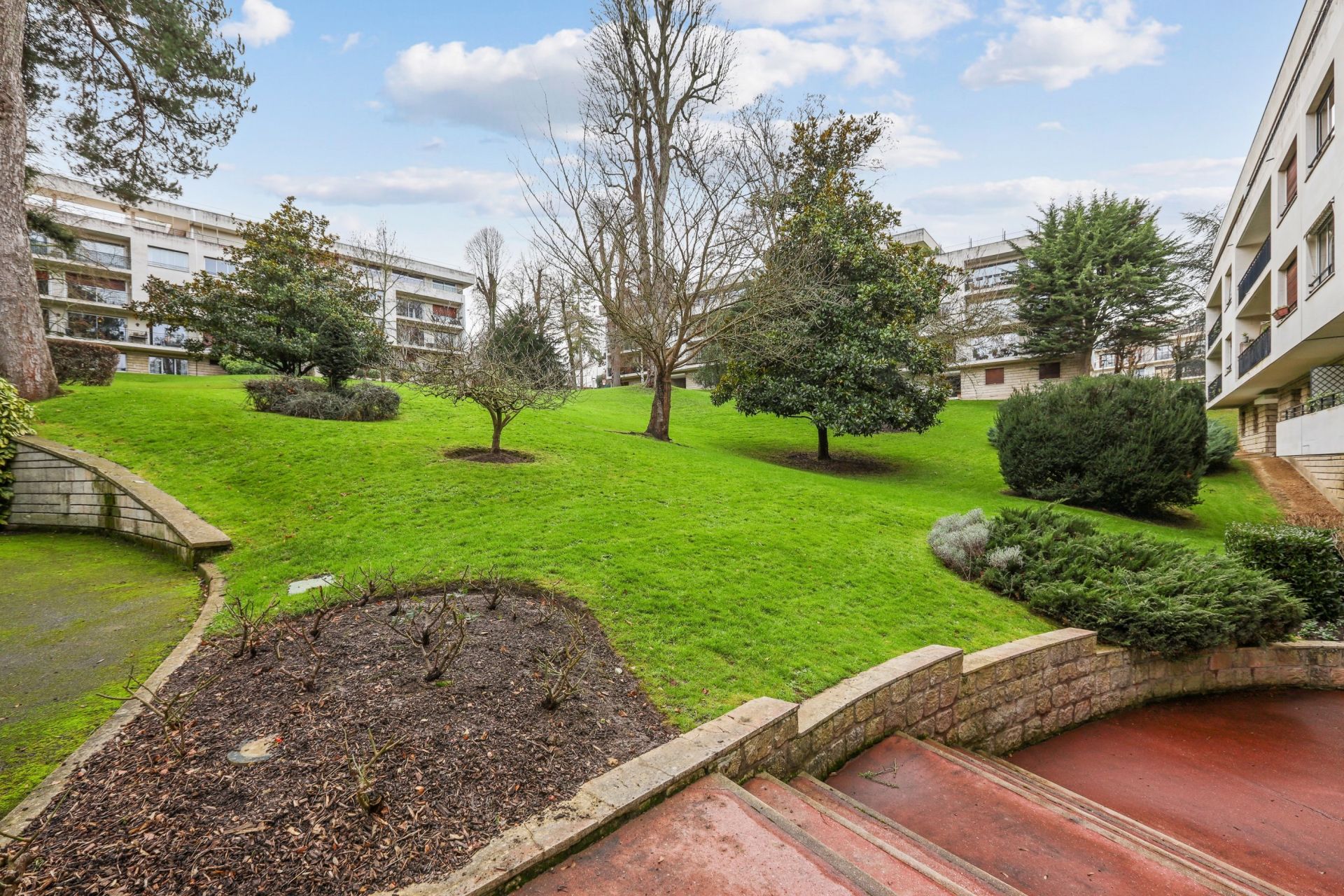 appartement de luxe 5 Pièces en vente sur VILLE D AVRAY (92410)