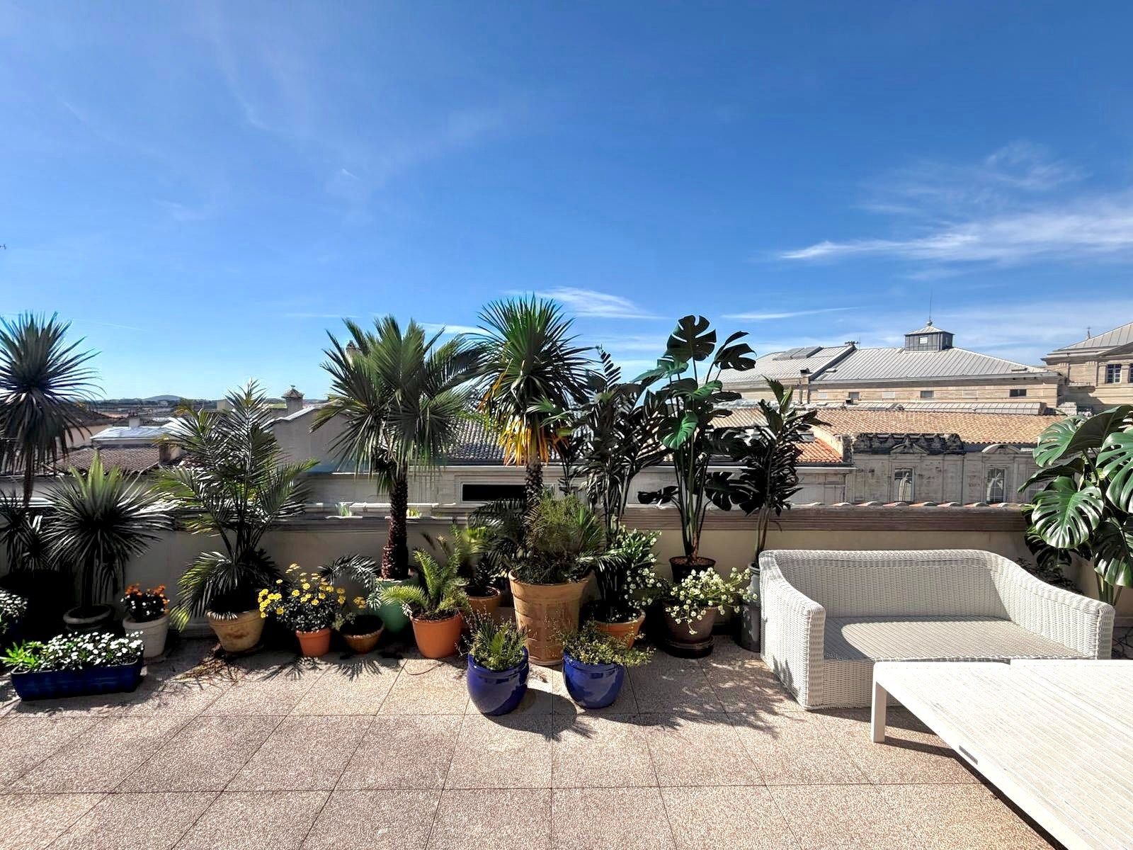luxury apartment 4 Rooms for sale on MONTPELLIER (34000)