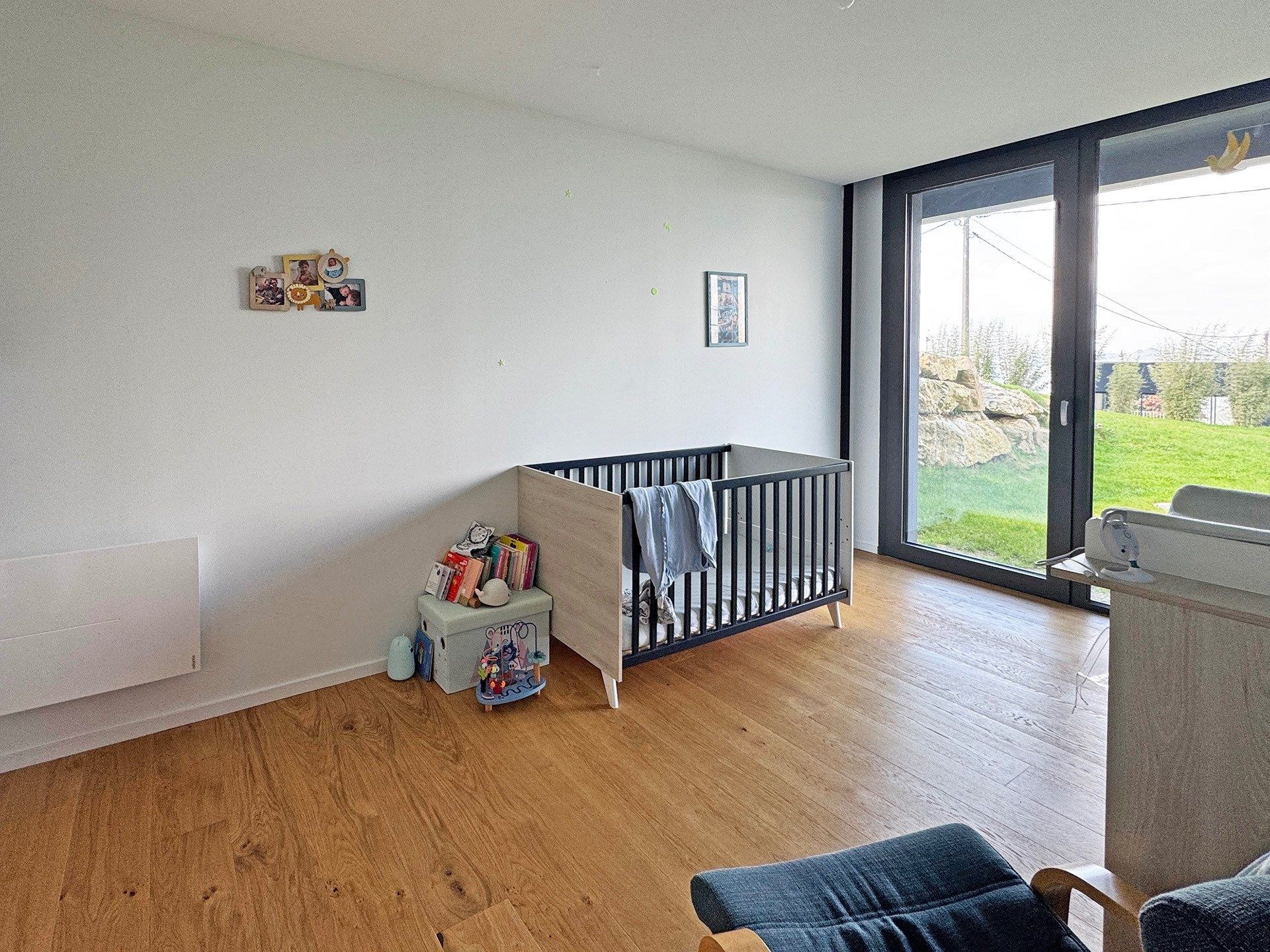 luxury house 9 Rooms for sale on PLOUGASTEL DAOULAS (29470)
