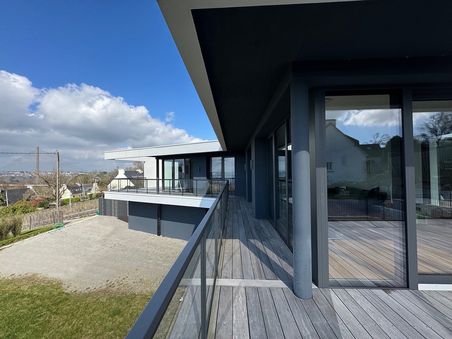 luxury house 9 Rooms for sale on PLOUGASTEL DAOULAS (29470)