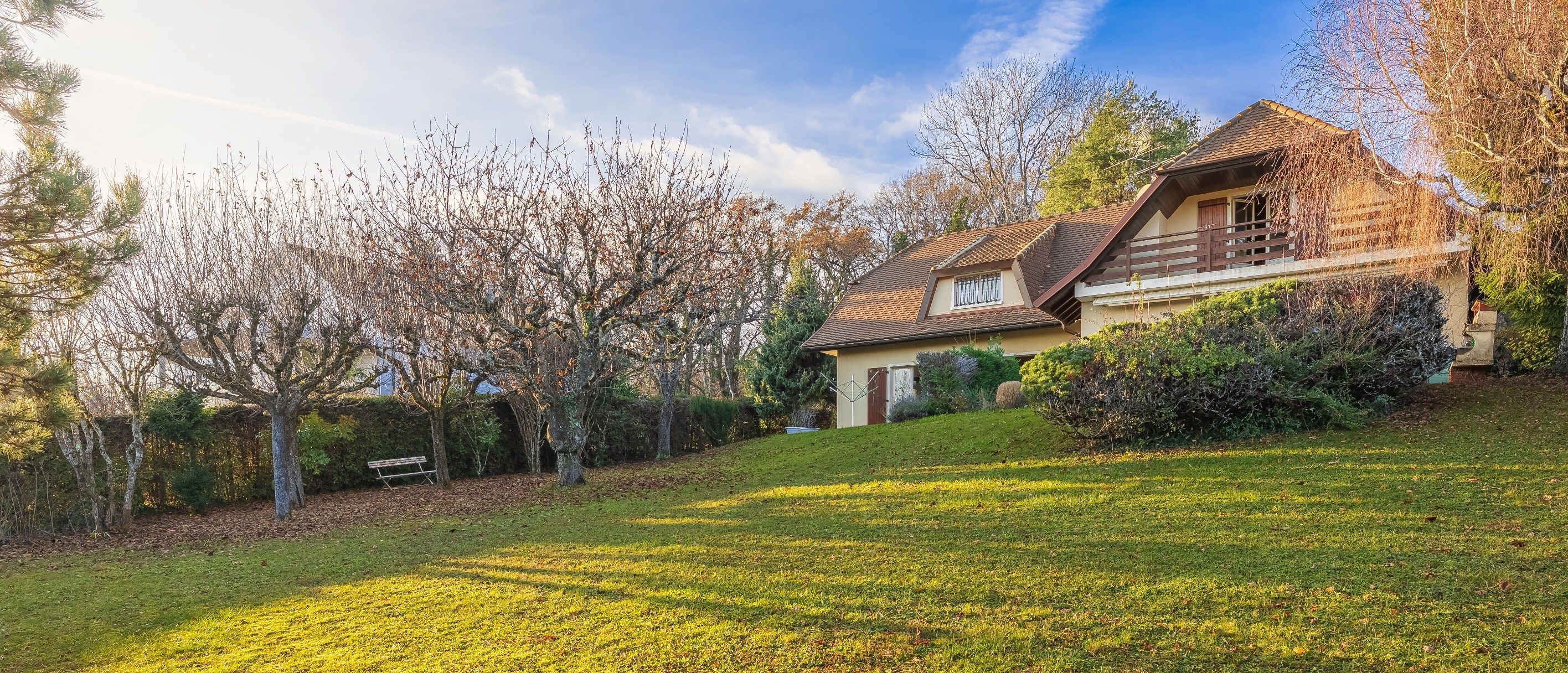 maison de luxe 8 Pièces en vente sur DIVONNE LES BAINS (01220)