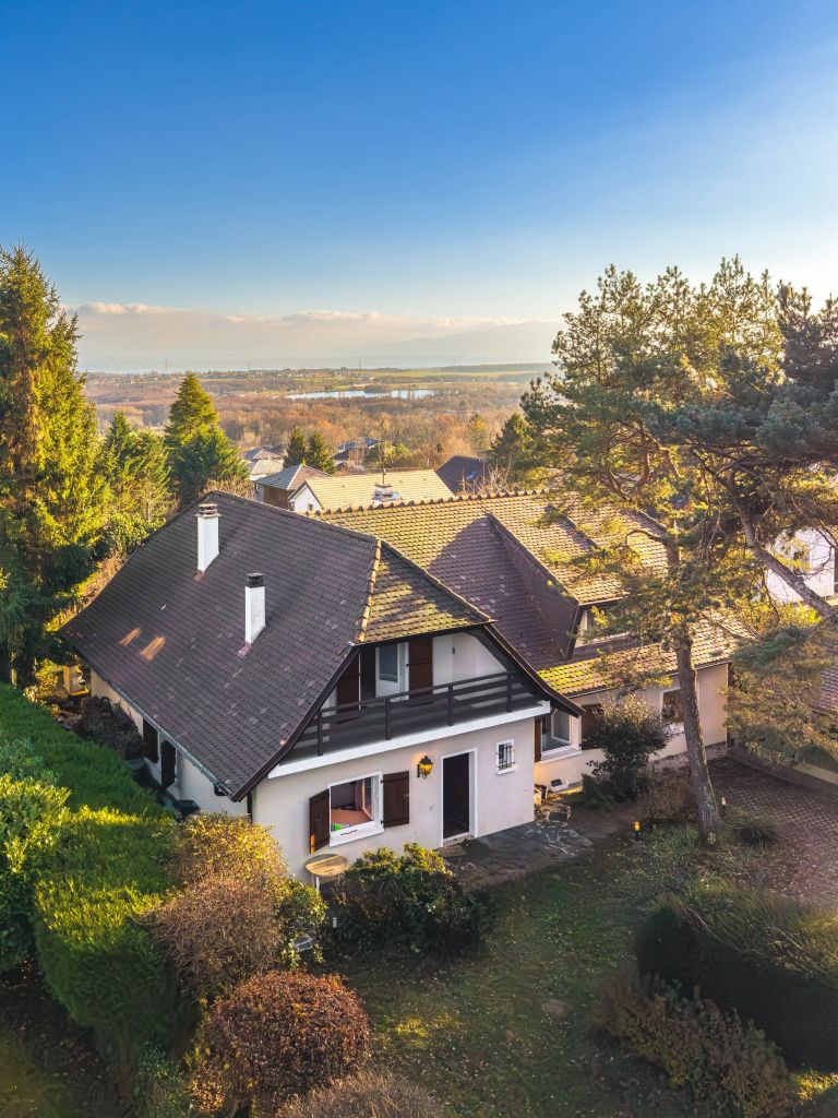 maison de luxe 8 Pièces en vente sur DIVONNE LES BAINS (01220)