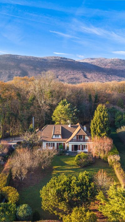 Vente Maison de luxe Divonne-les-Bains 8&nbsp;Pièces 217&nbsp;m²