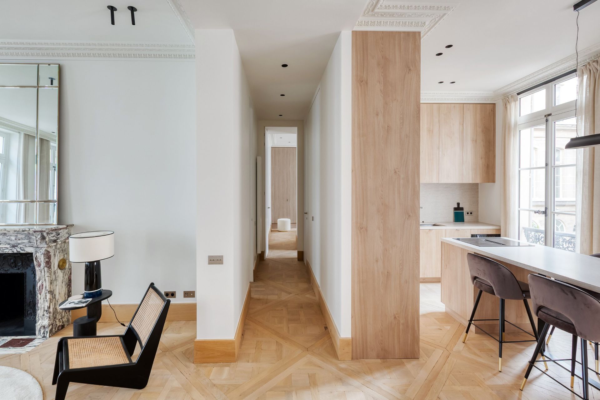 luxury apartment 5 Rooms for sale on PARIS (75007)