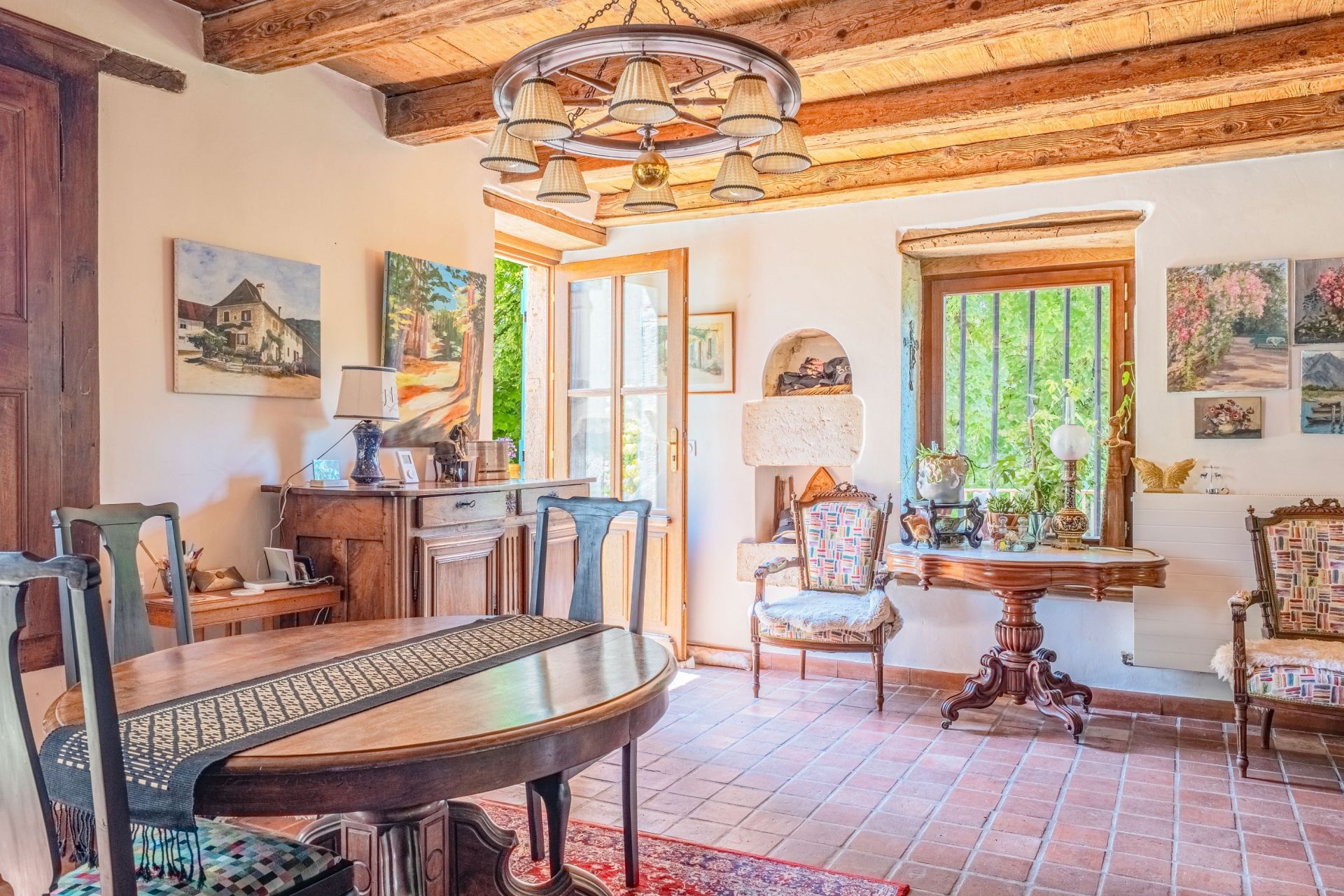 luxury house 8 Rooms for sale on MORESTEL (38510)