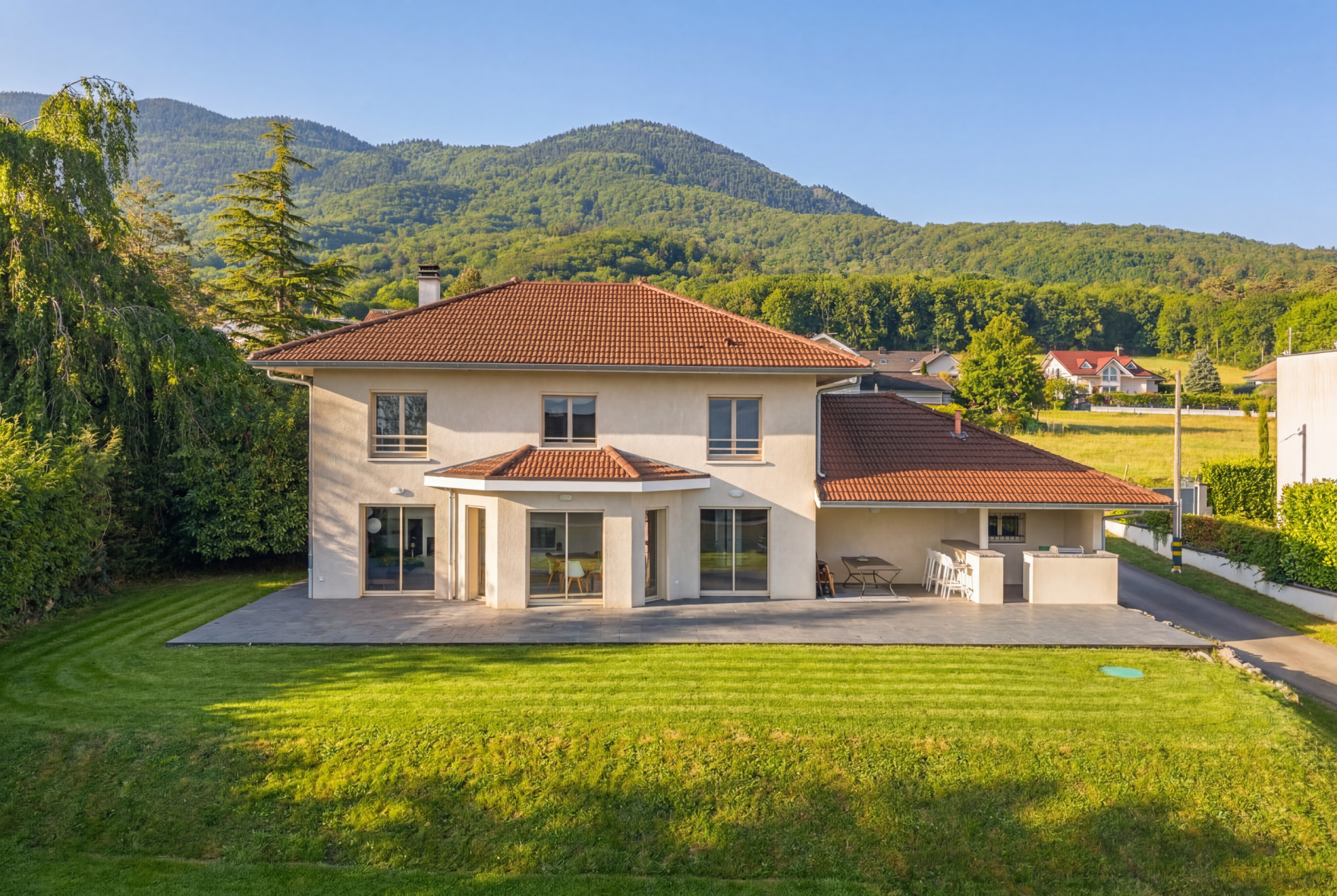 maison de luxe 6 Pièces en vente sur DIVONNE LES BAINS (01220)