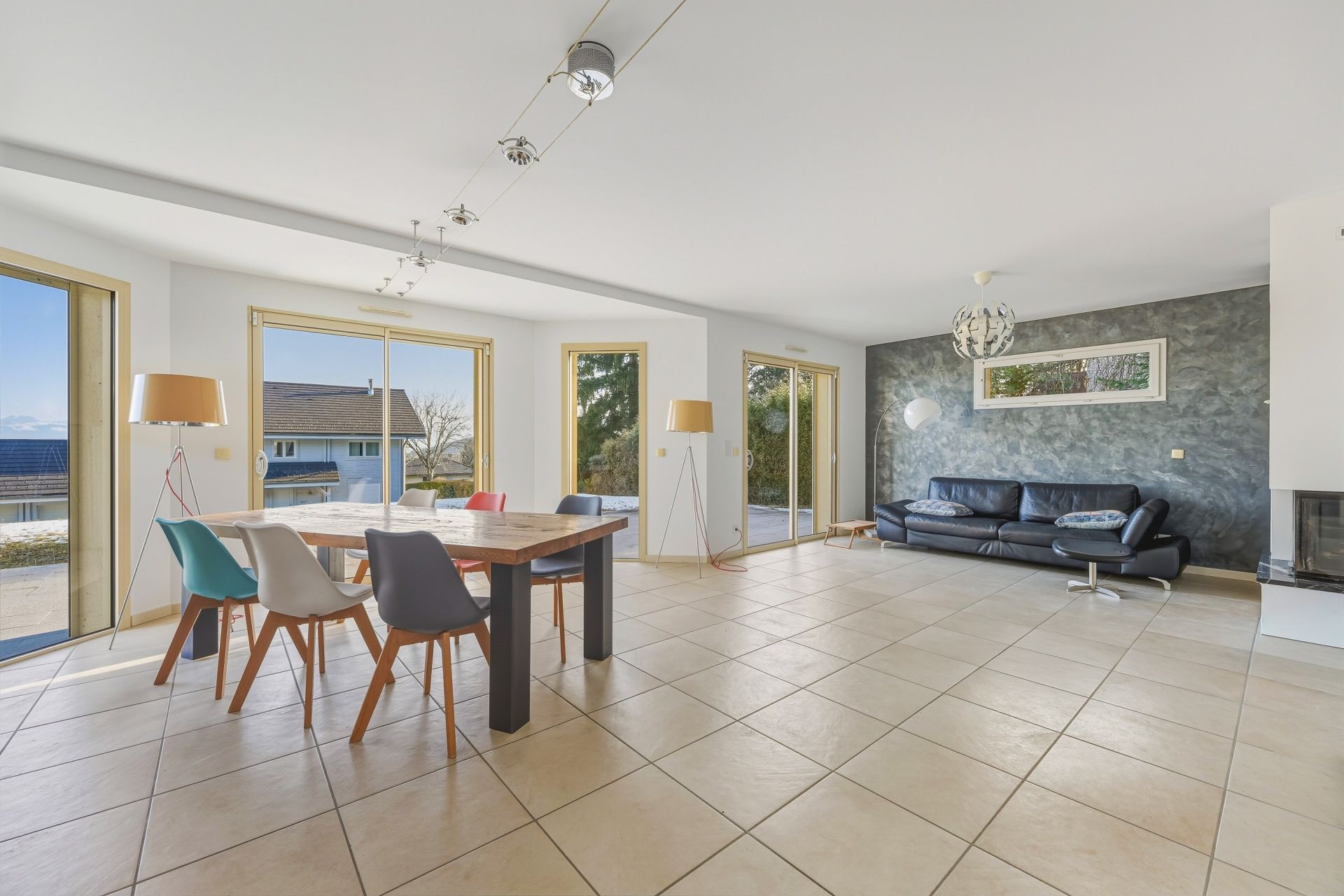 maison de luxe 6 Pièces en vente sur DIVONNE LES BAINS (01220)